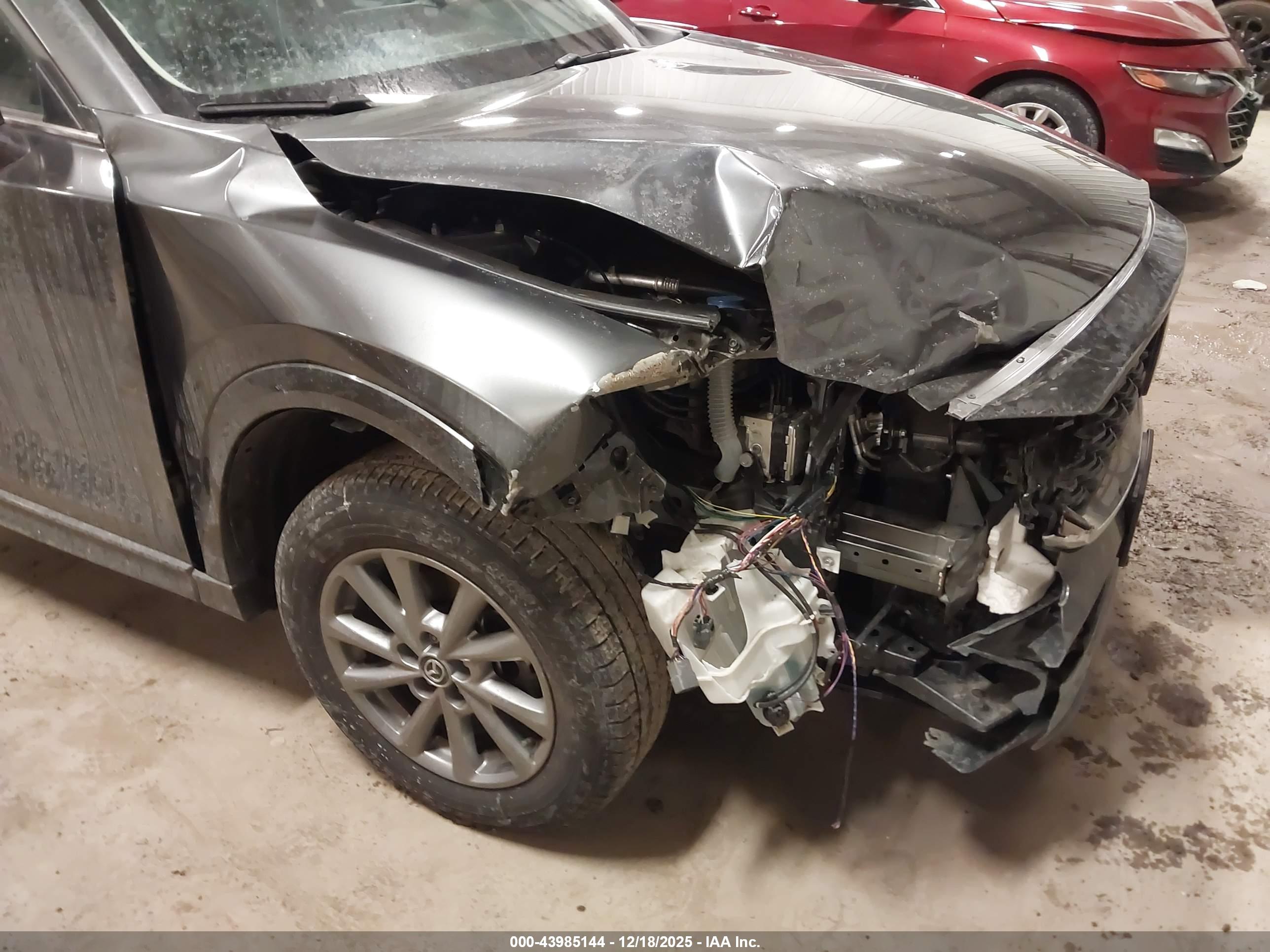 MAZDA CX-5 image 6