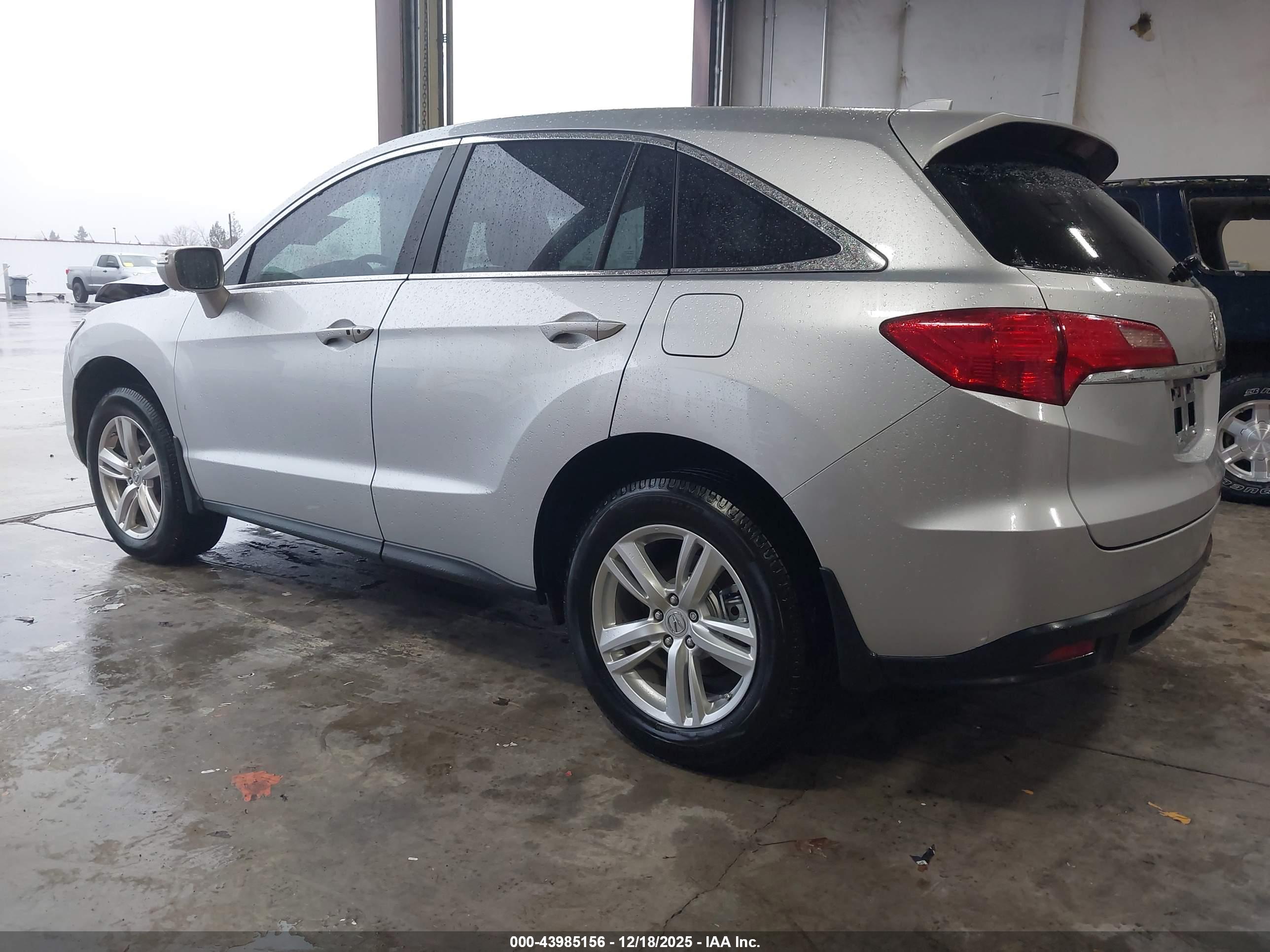 ACURA RDX image 3