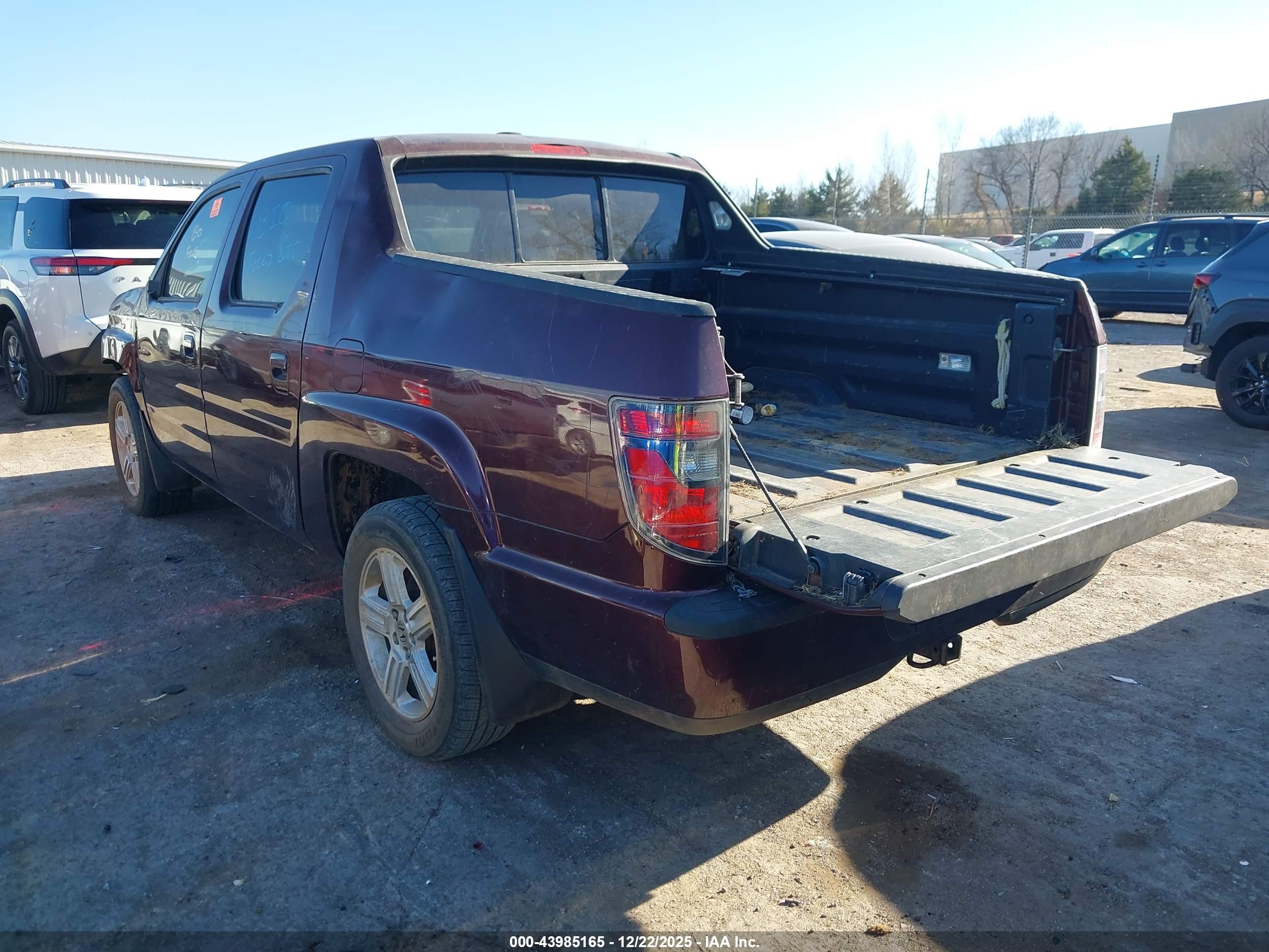 HONDA RIDGELINE image 3
