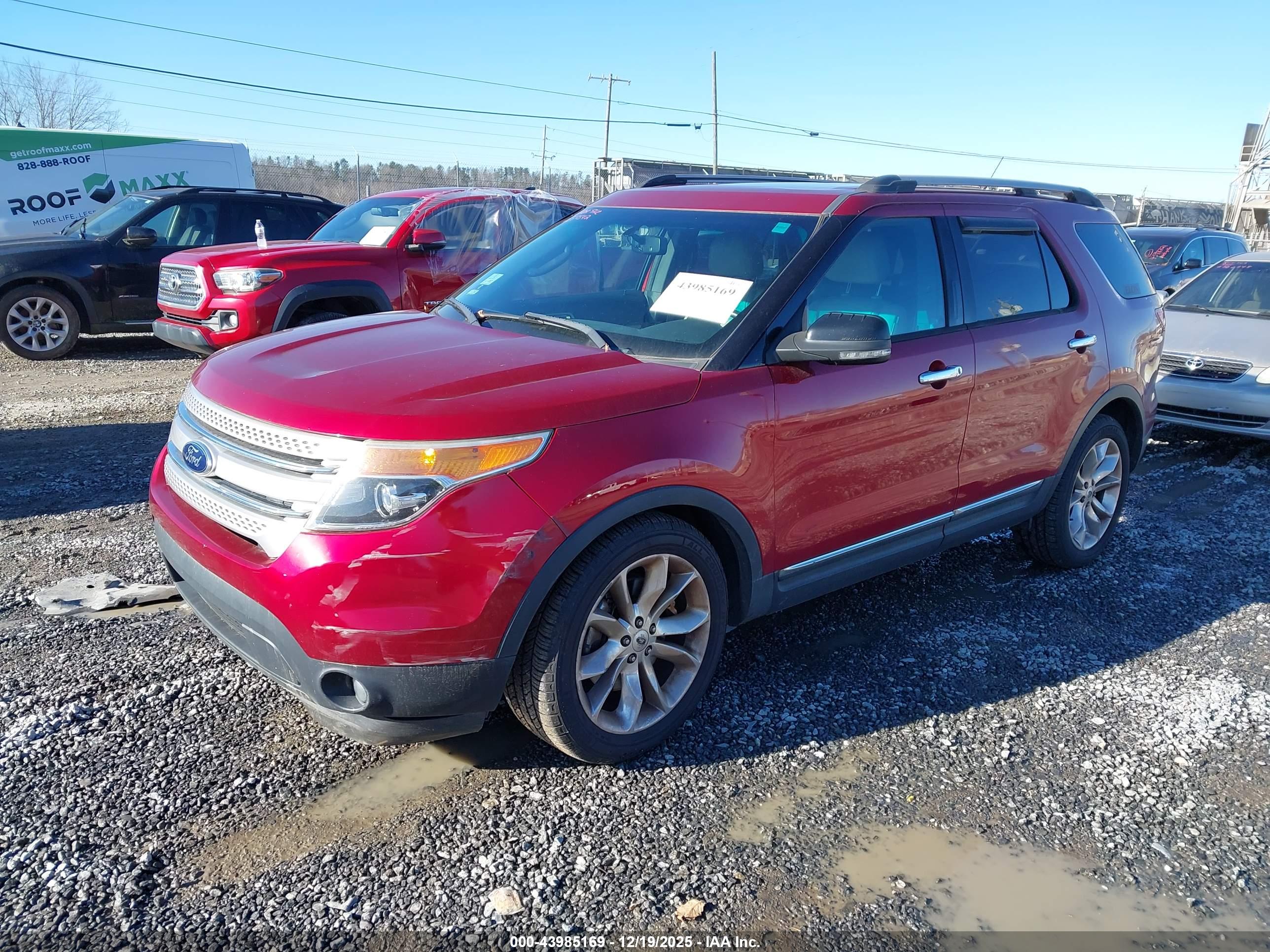 FORD EXPLORER image 2