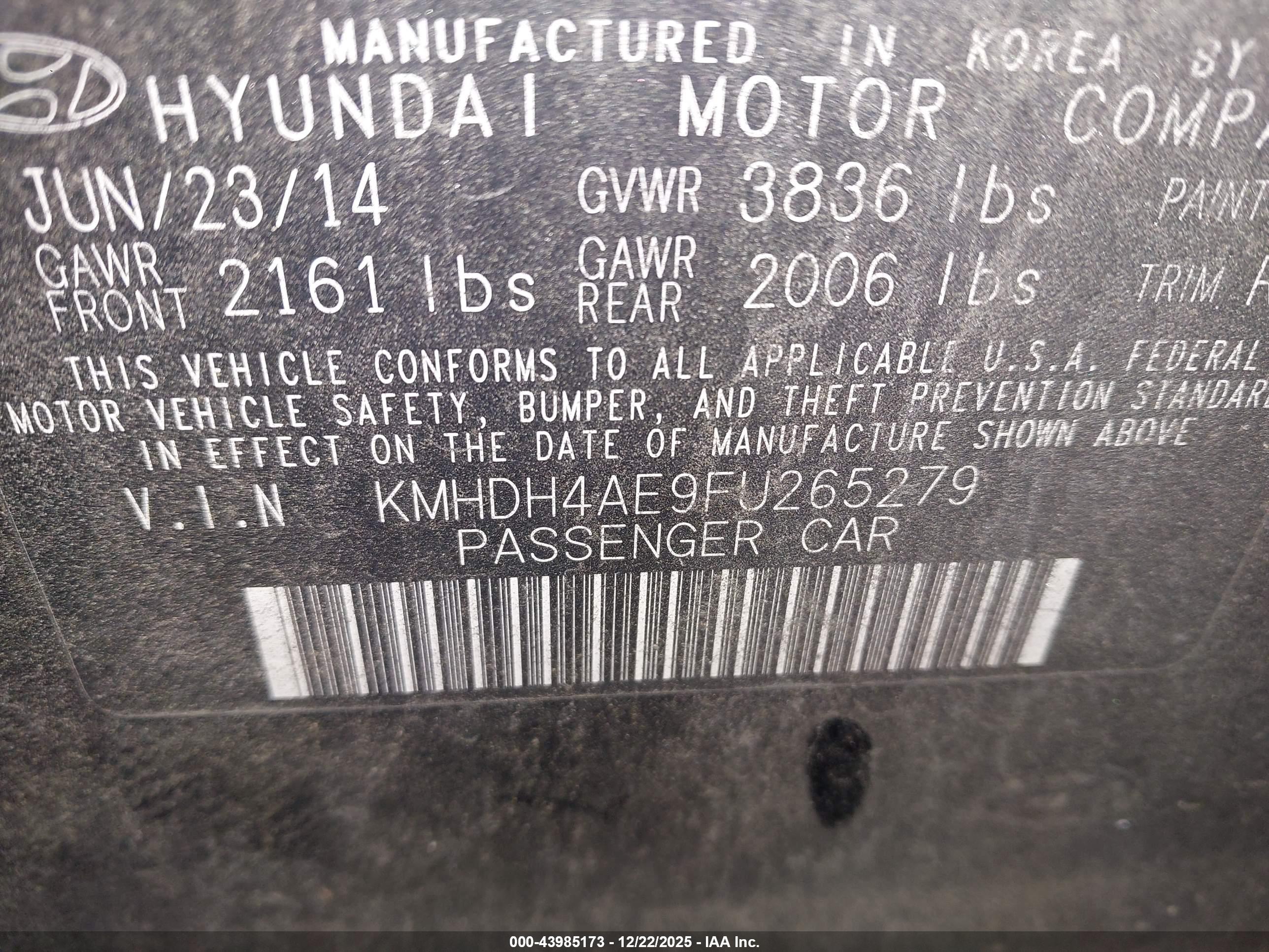 HYUNDAI ELANTRA image 9