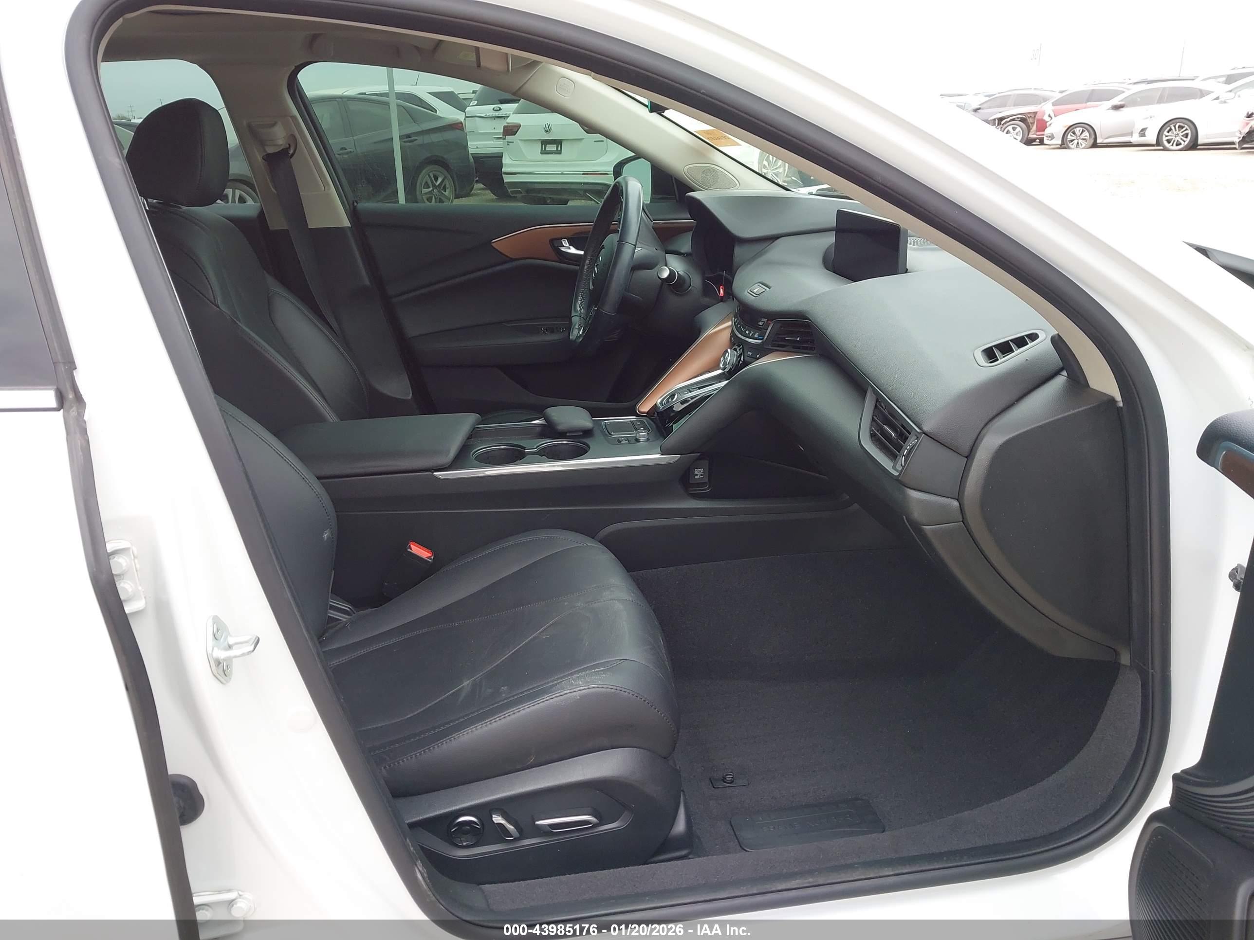 ACURA TLX image 5
