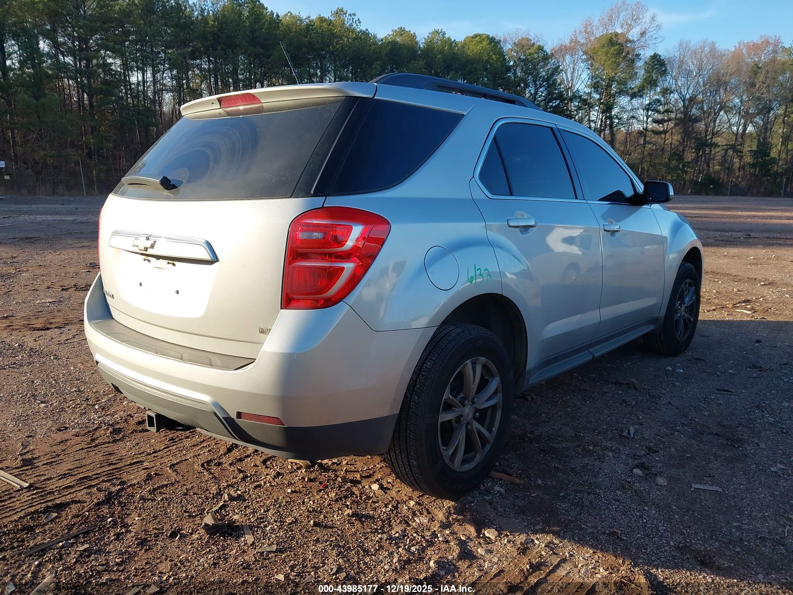 CHEVROLET EQUINOX image 4