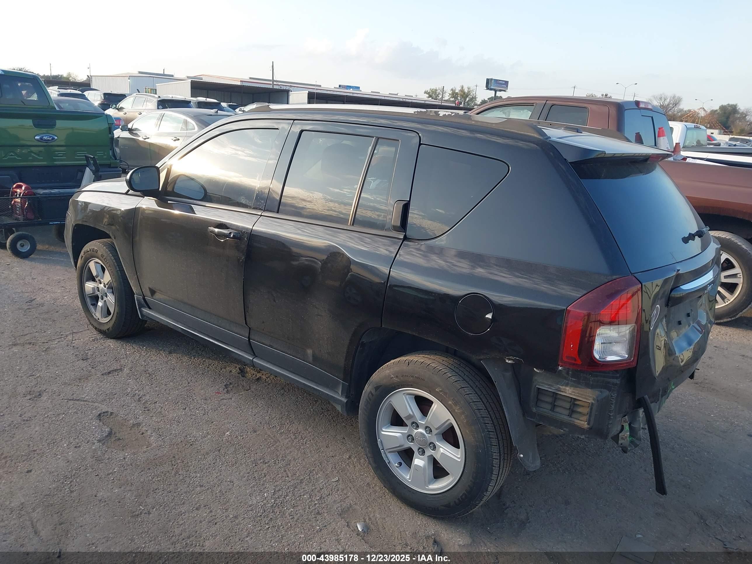 JEEP COMPASS image 3