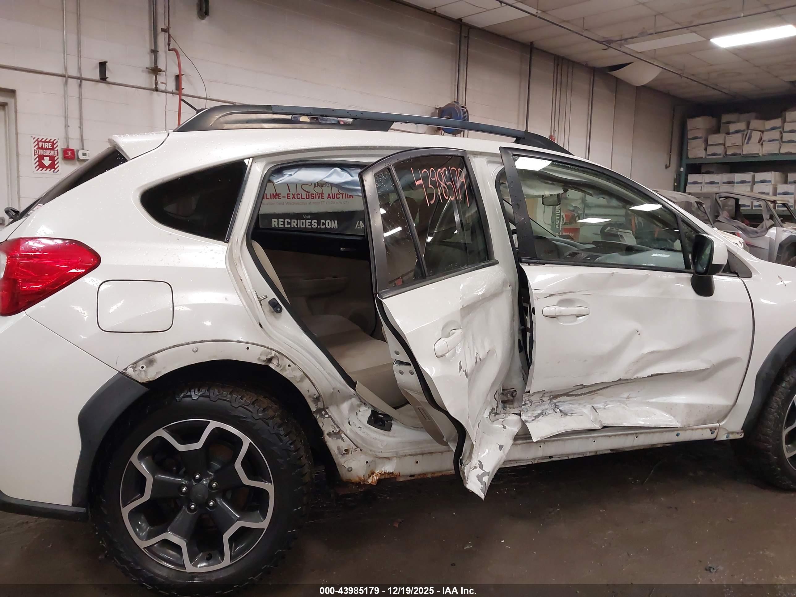 SUBARU XV image 6