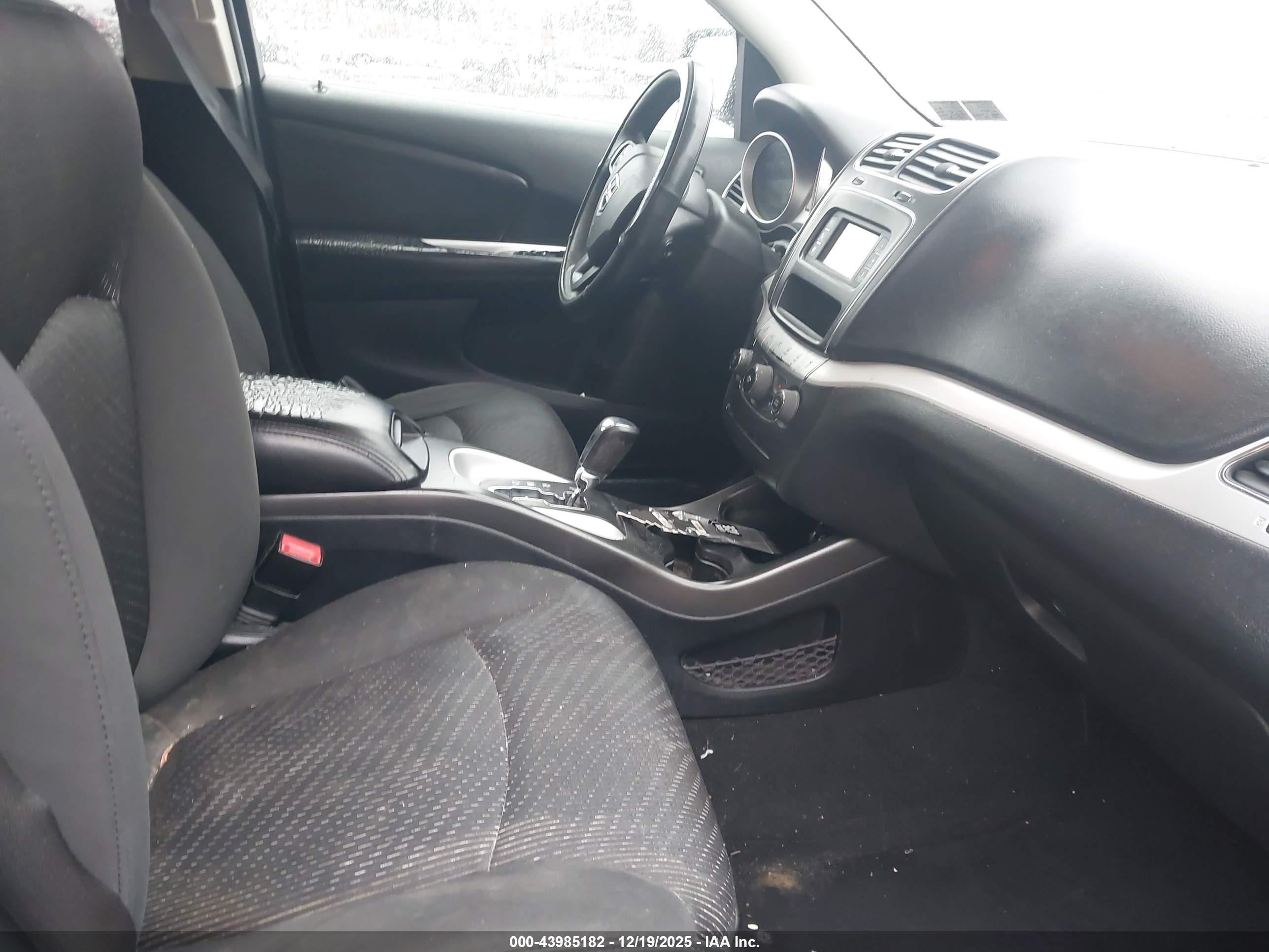 DODGE JOURNEY image 5