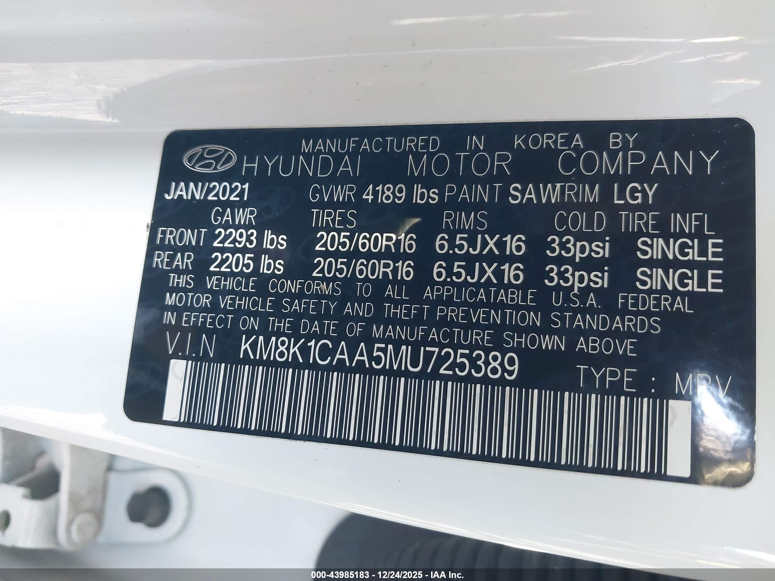 HYUNDAI KONA image 9
