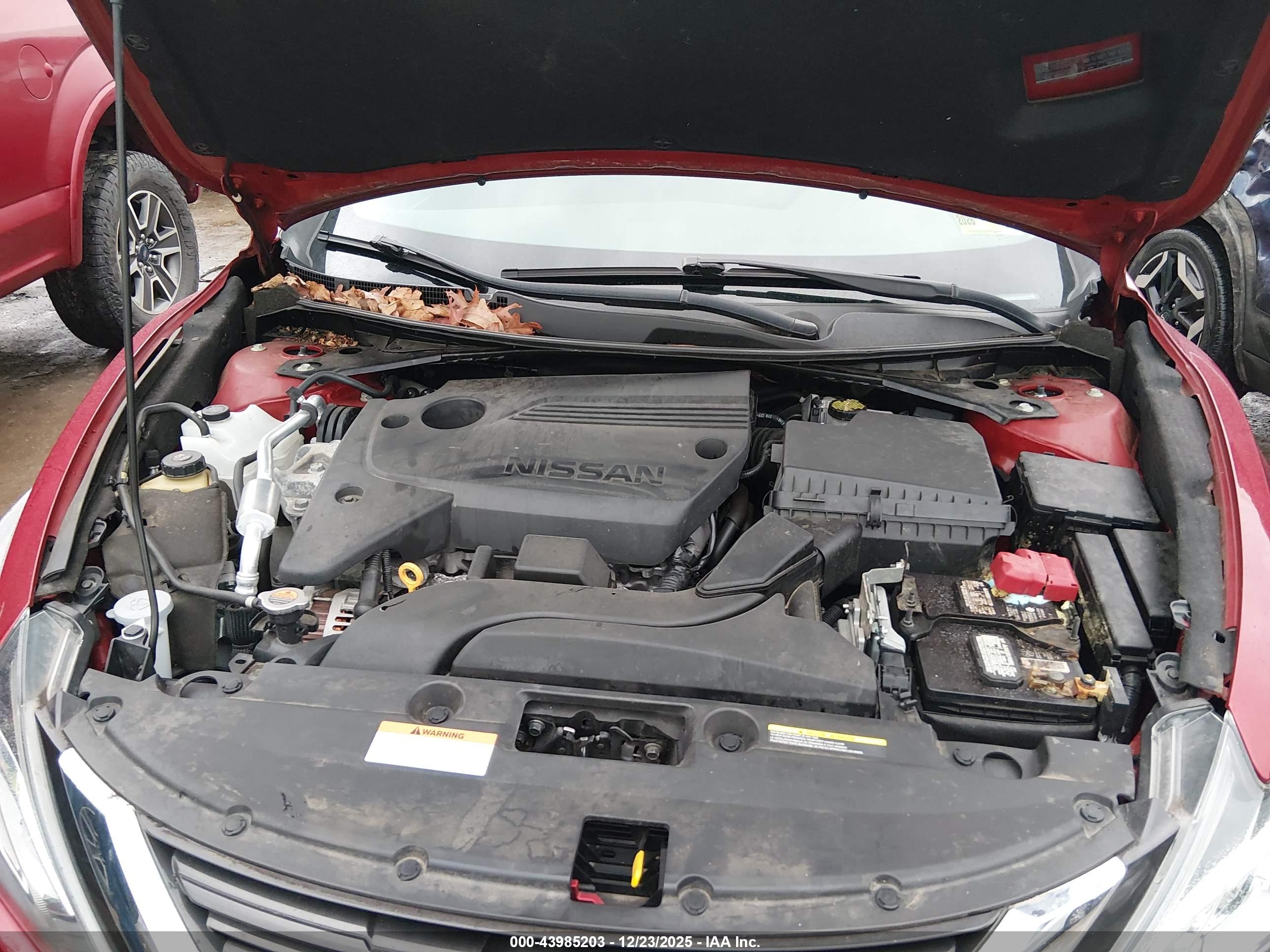 NISSAN ALTIMA image 10