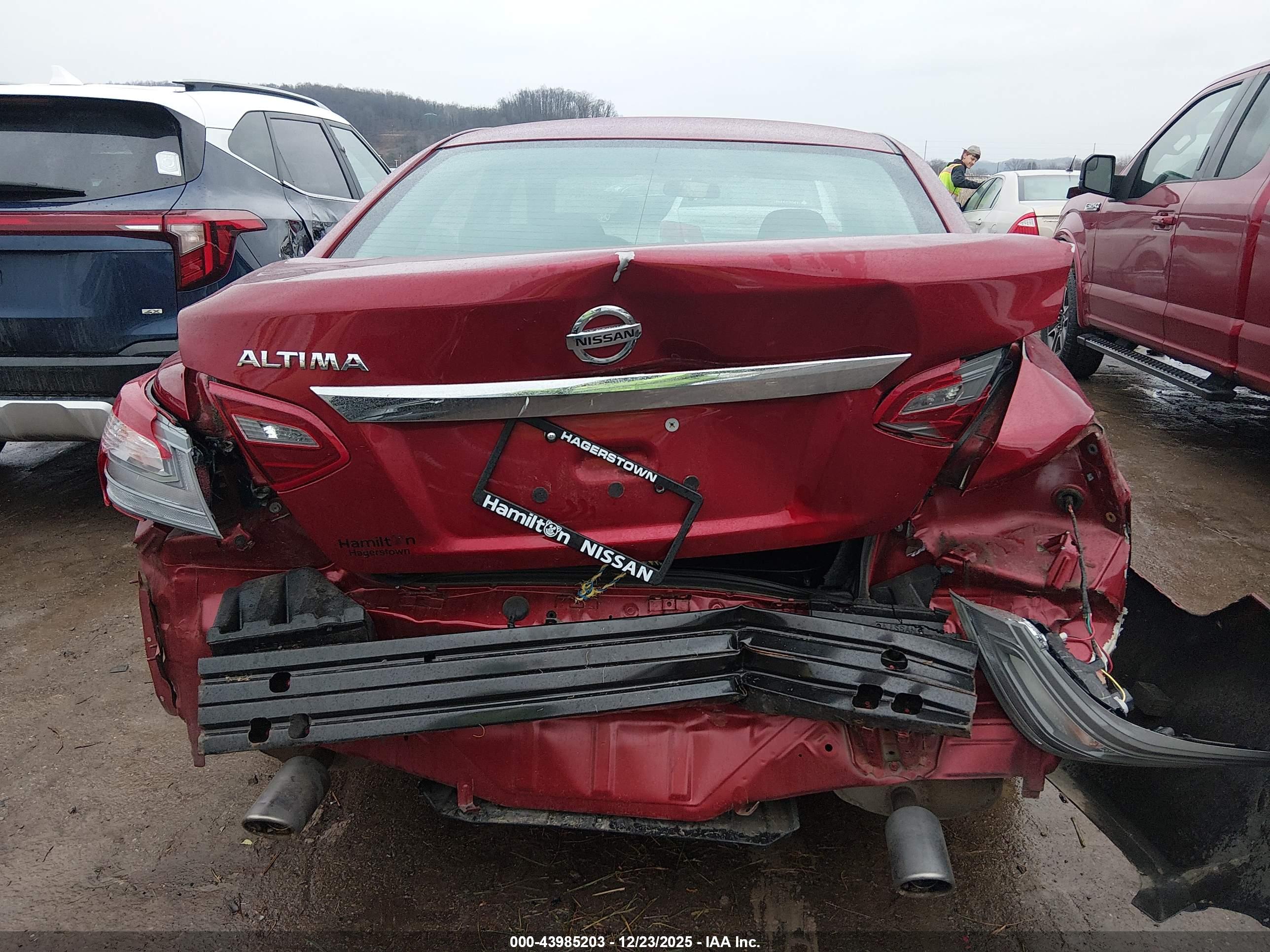 NISSAN ALTIMA image 6
