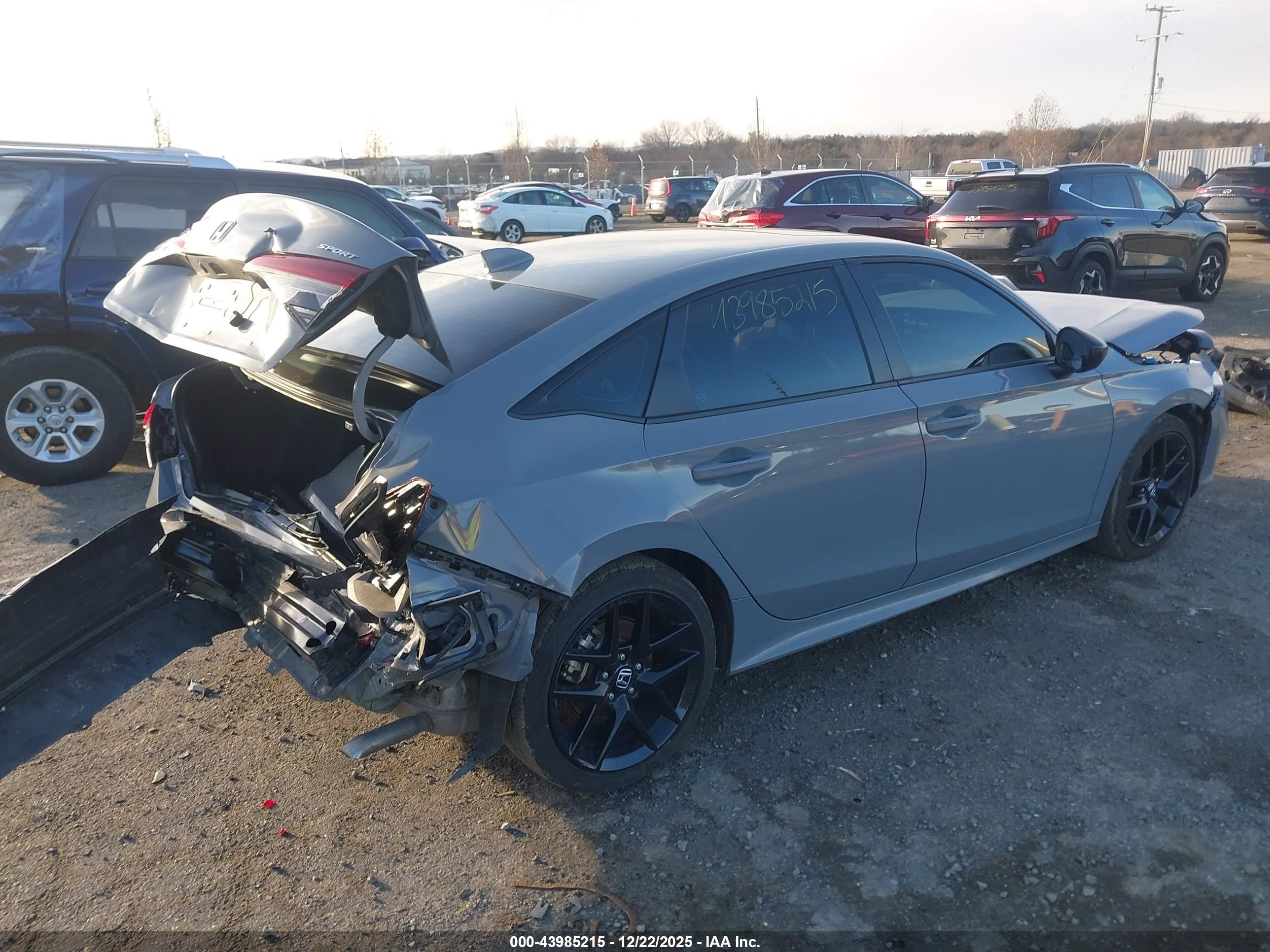 HONDA CIVIC image 4