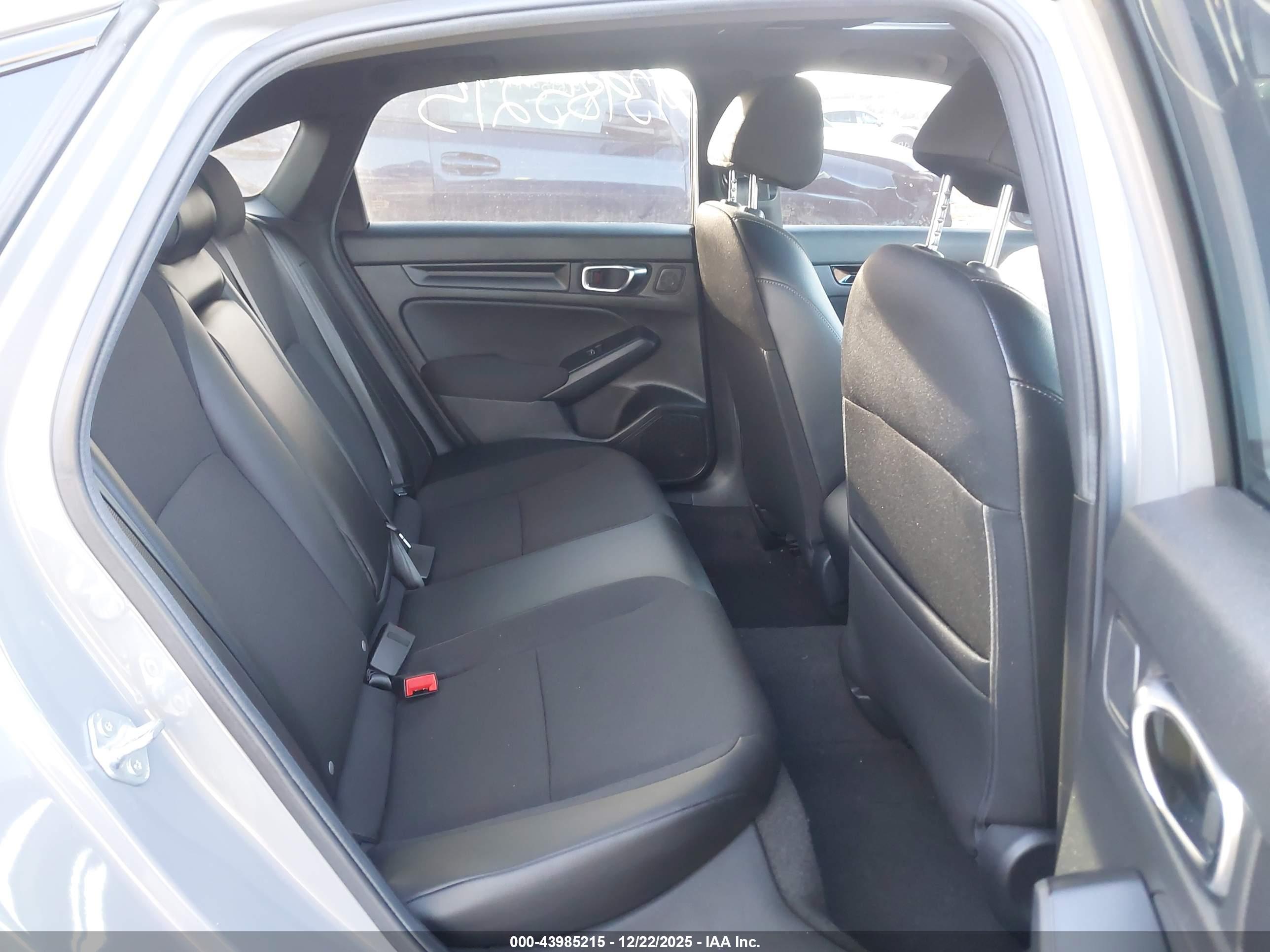 HONDA CIVIC image 8