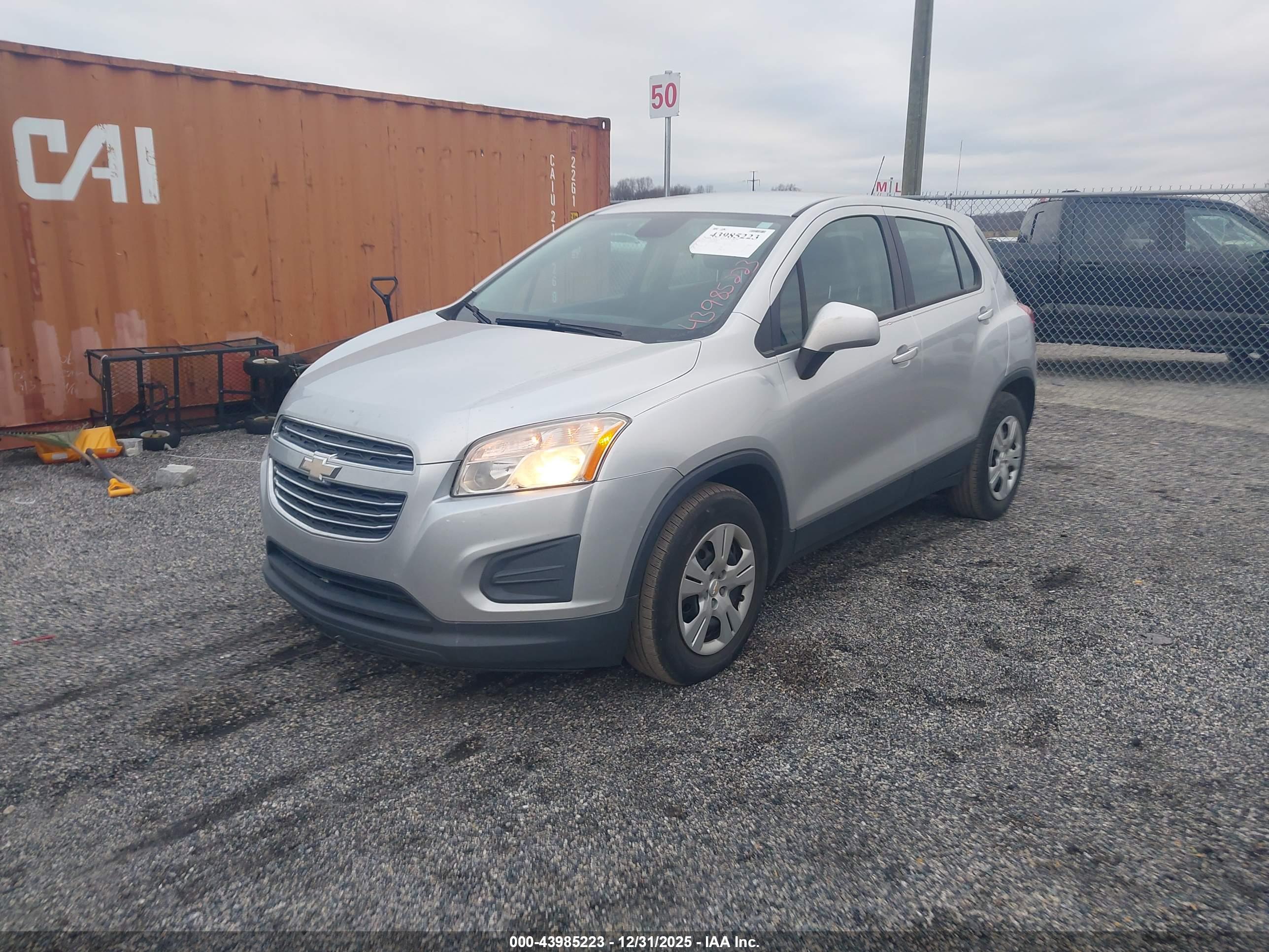 CHEVROLET TRAX image 2
