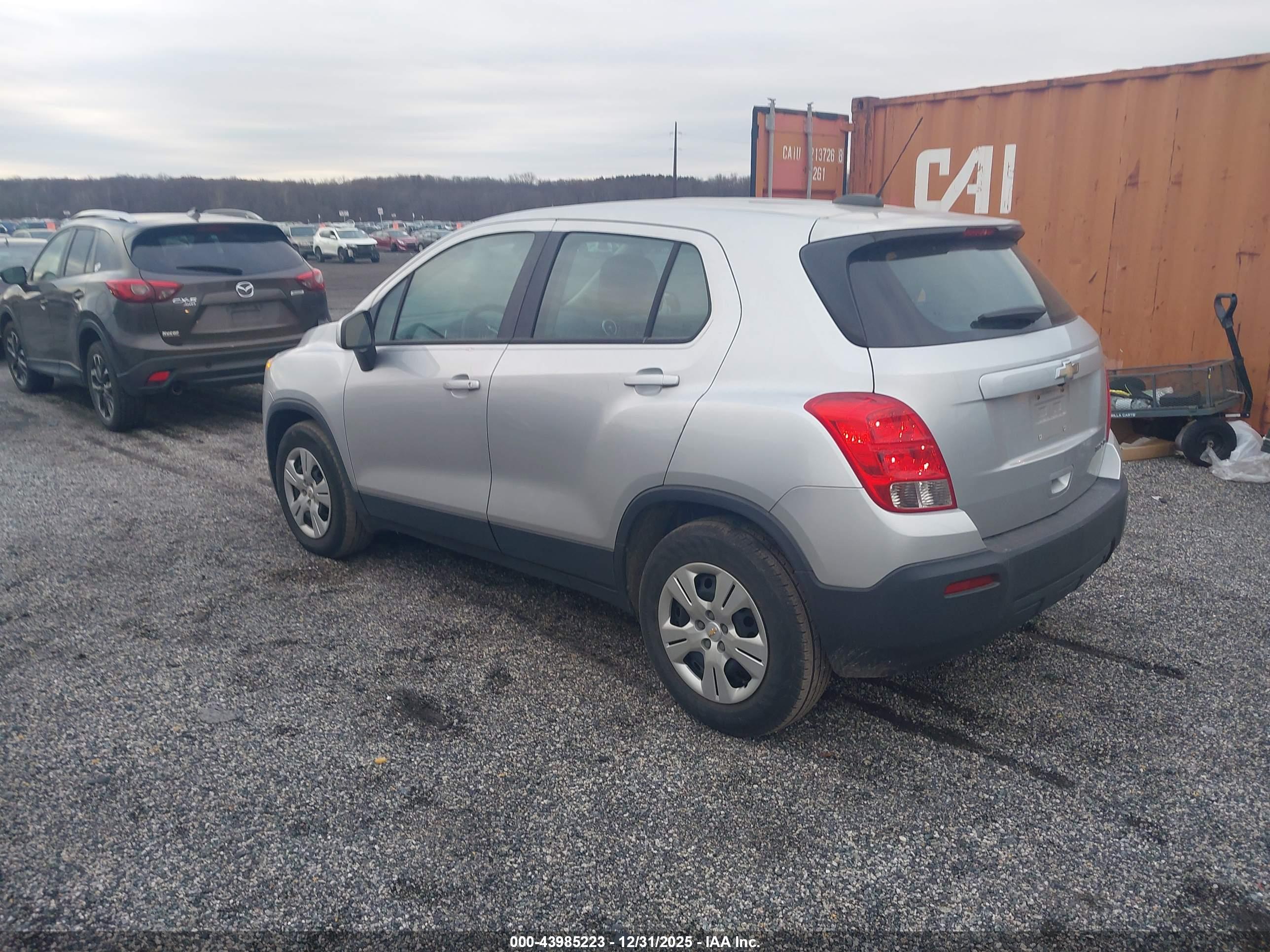 CHEVROLET TRAX image 3