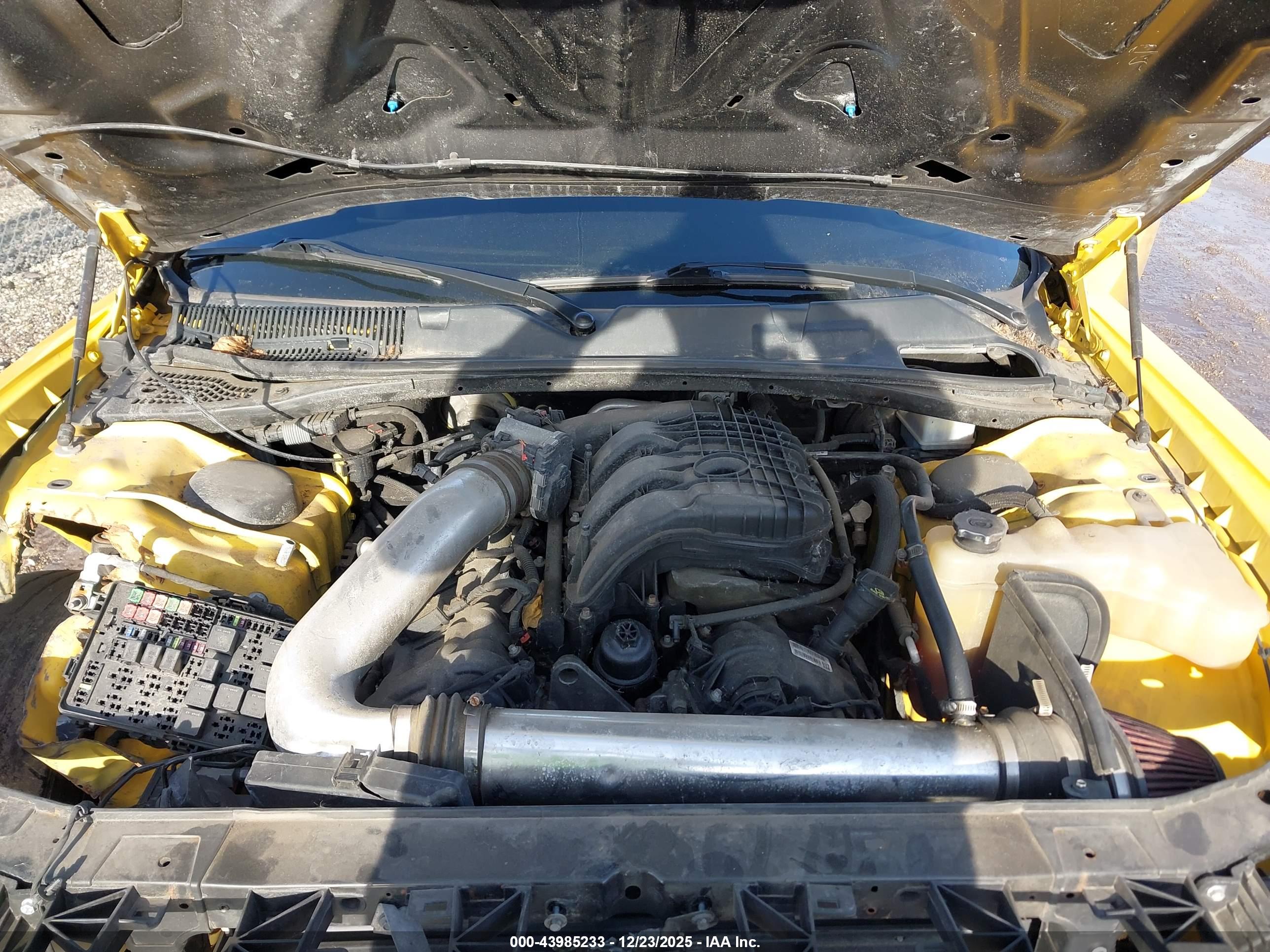 DODGE CHALLENGER image 10