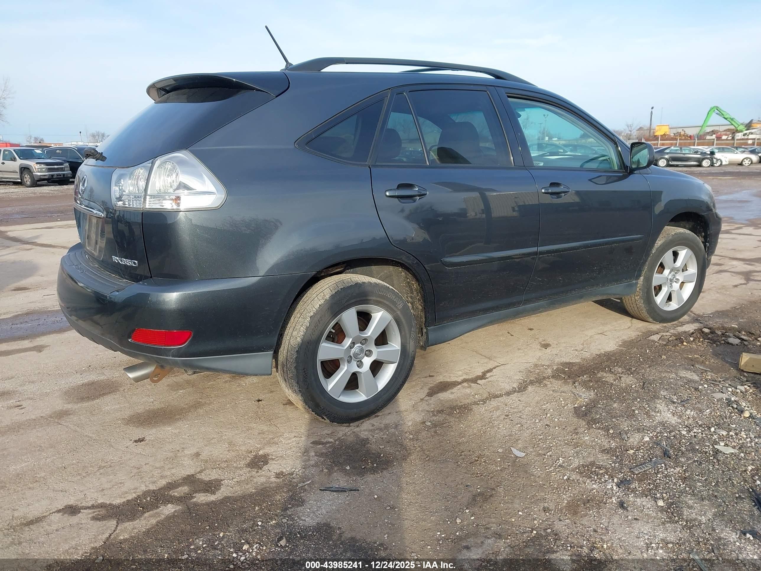 LEXUS RX image 4