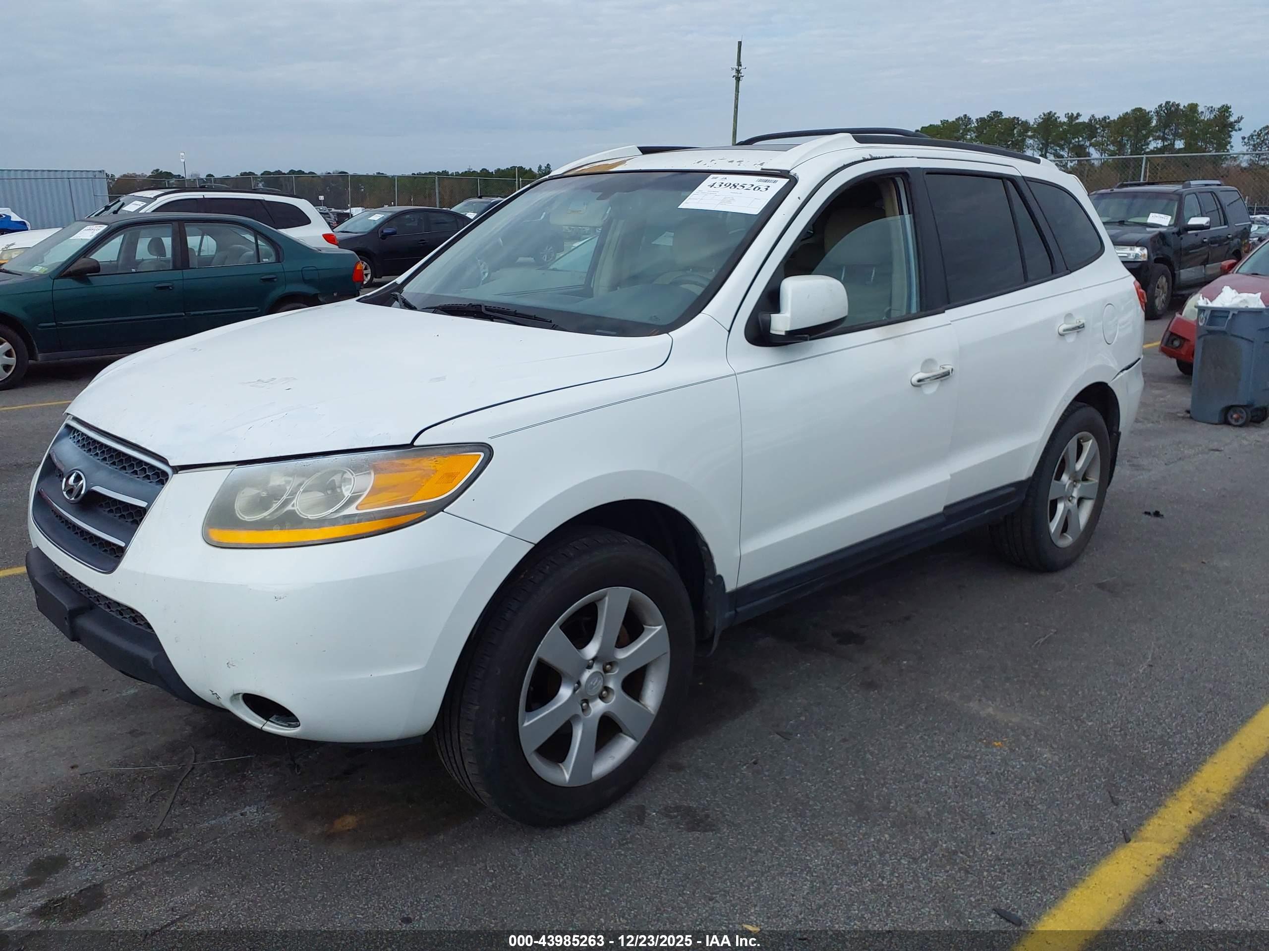HYUNDAI SANTA image 2