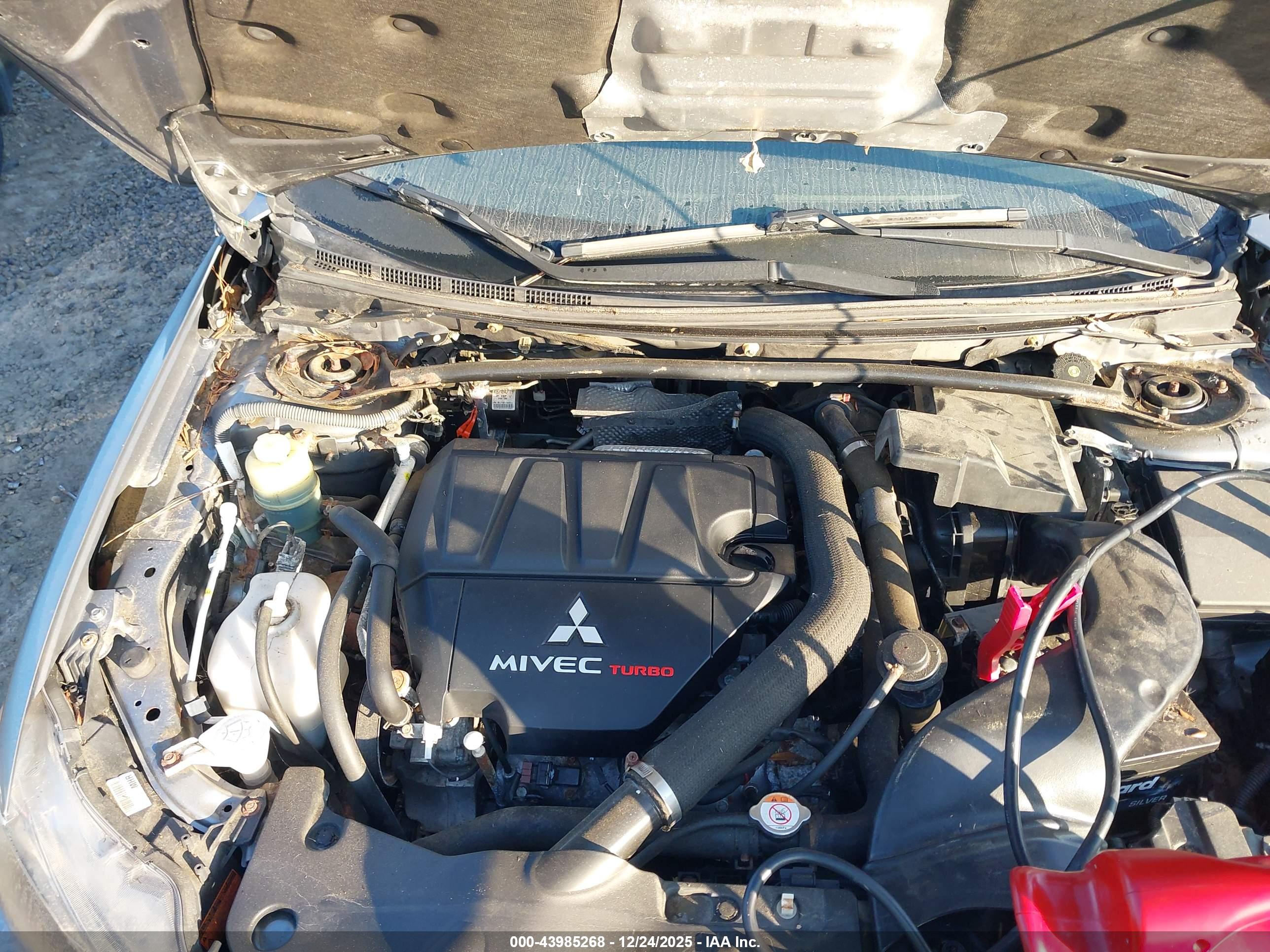 MITSUBISHI LANCER image 10