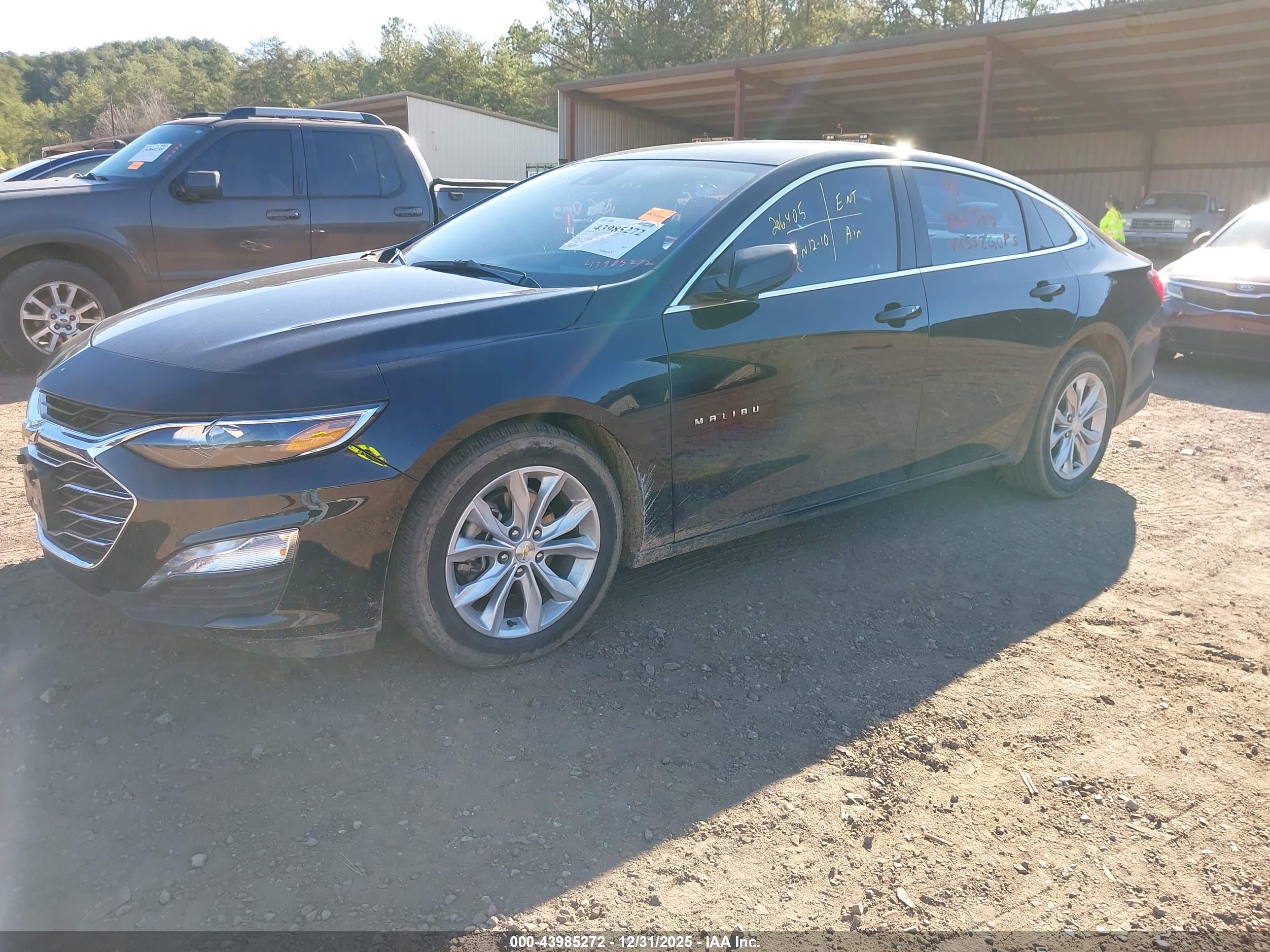 CHEVROLET MALIBU image 2