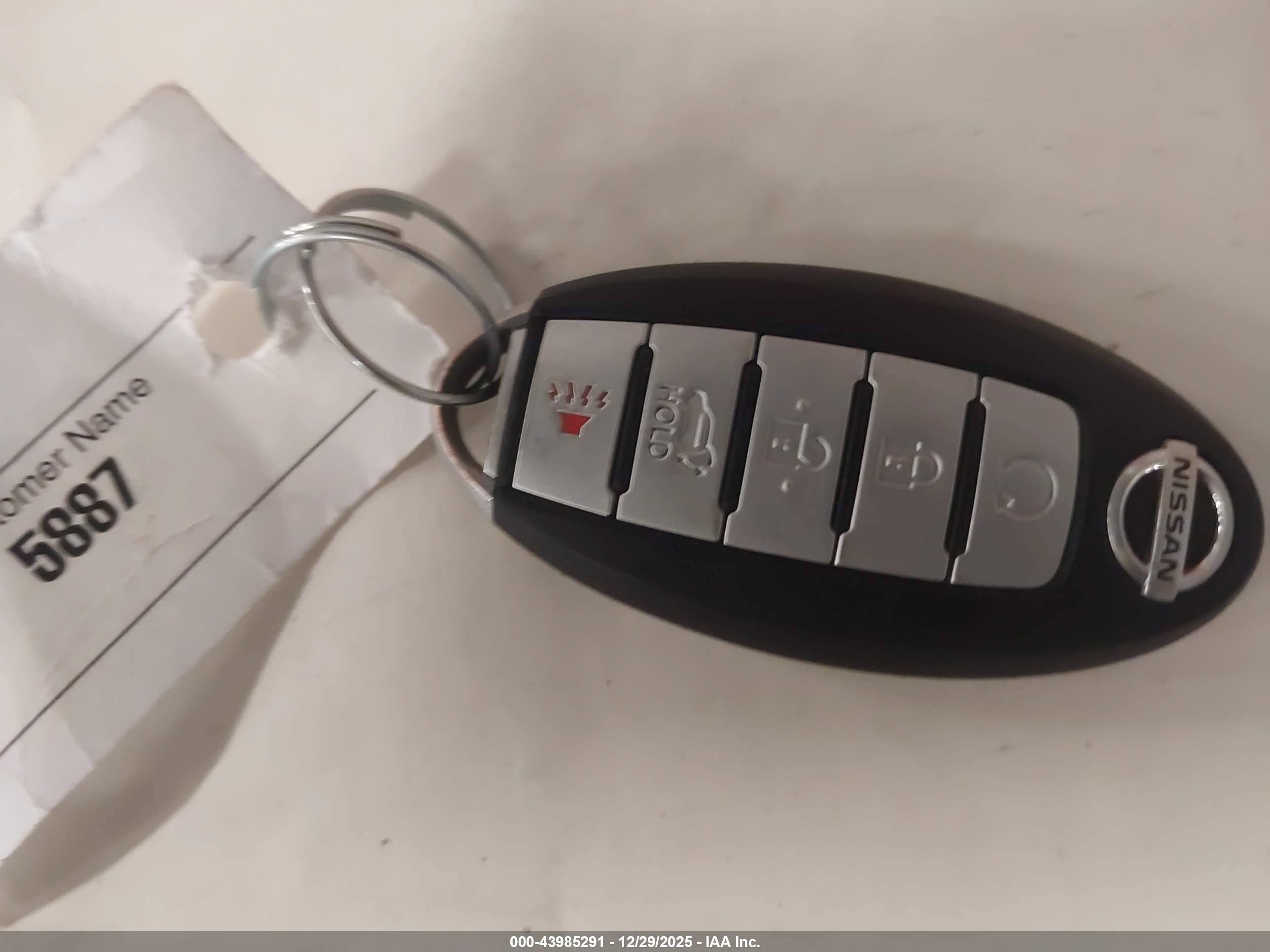 NISSAN PATHFINDER image 11