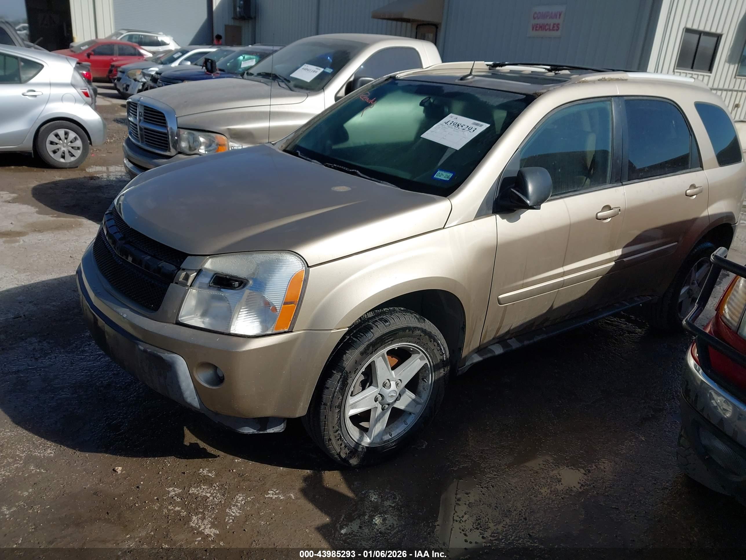 CHEVROLET EQUINOX image 2