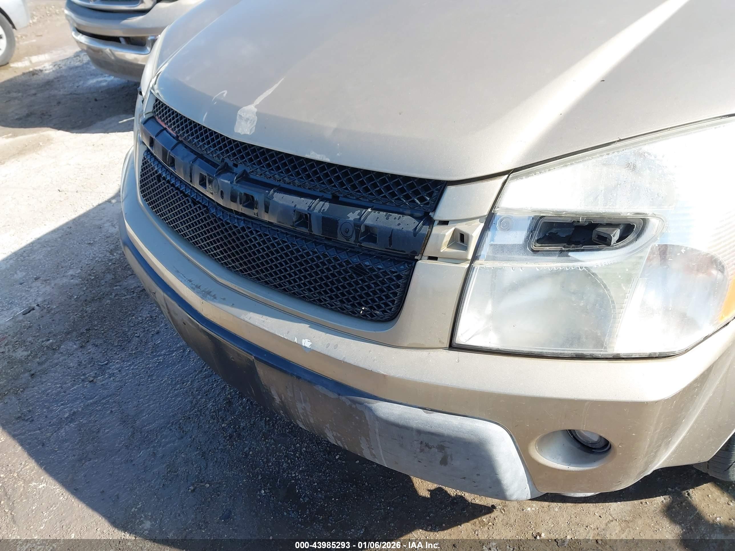 CHEVROLET EQUINOX image 6