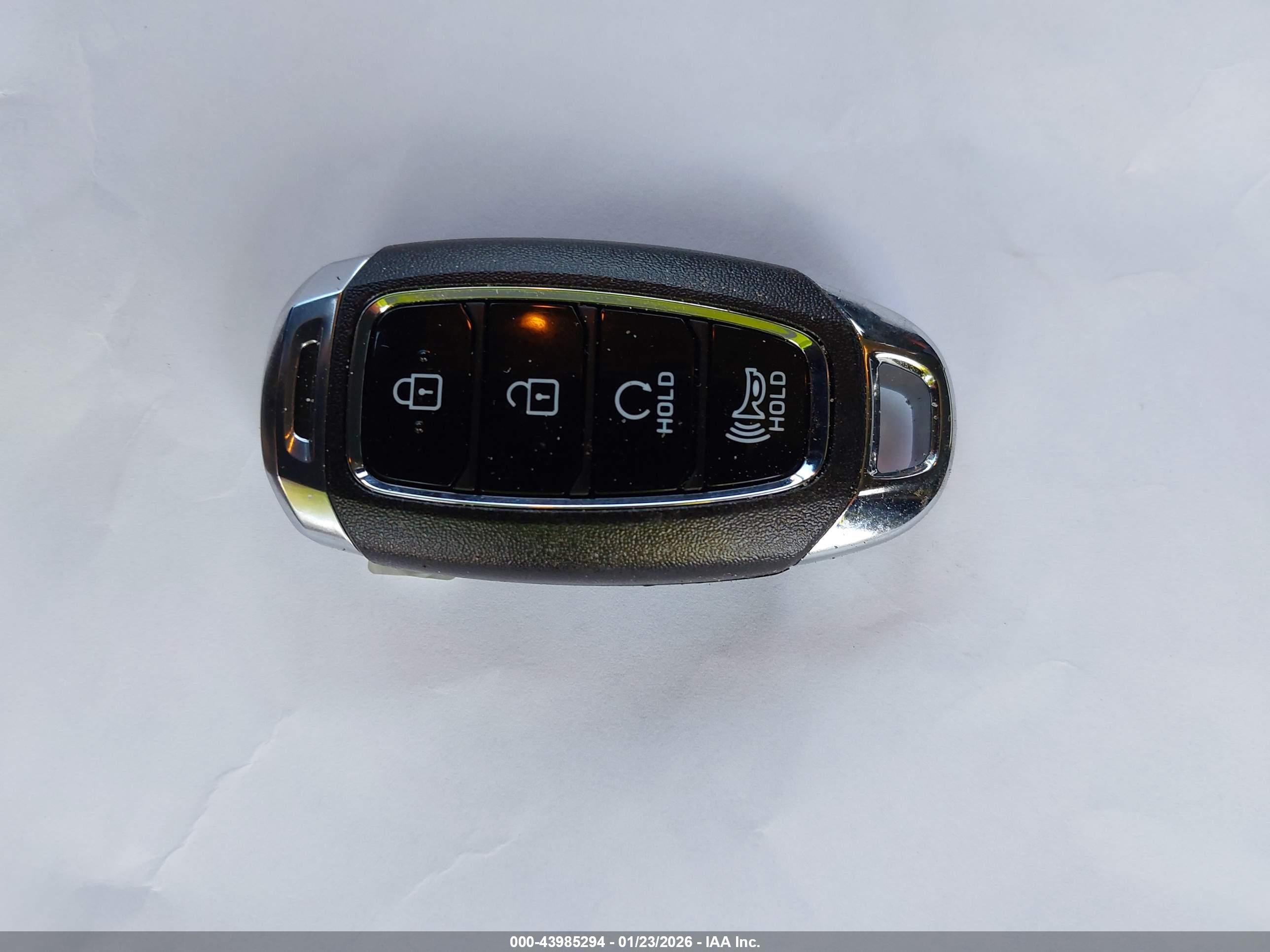 HYUNDAI KONA image 11