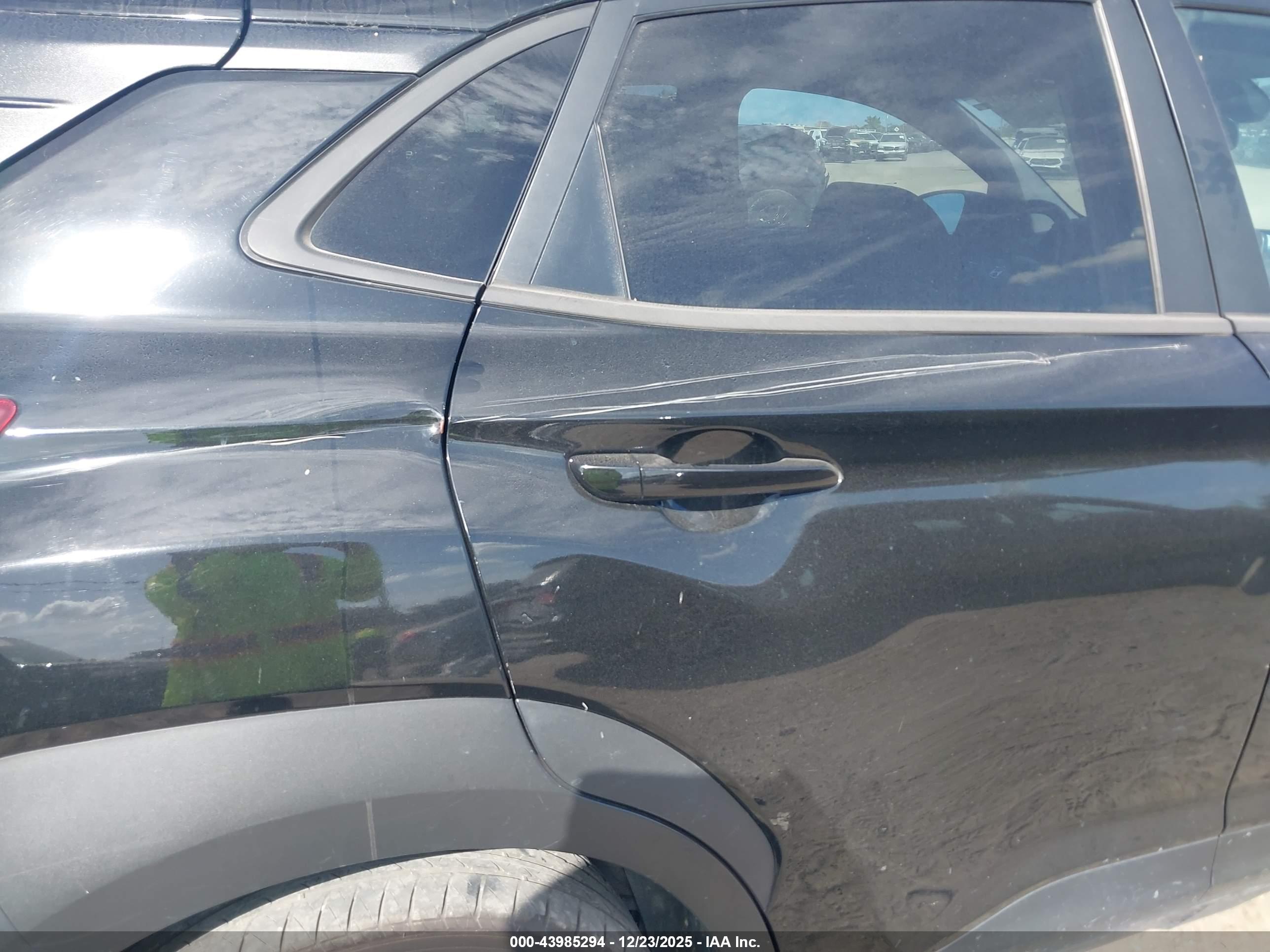HYUNDAI KONA image 6