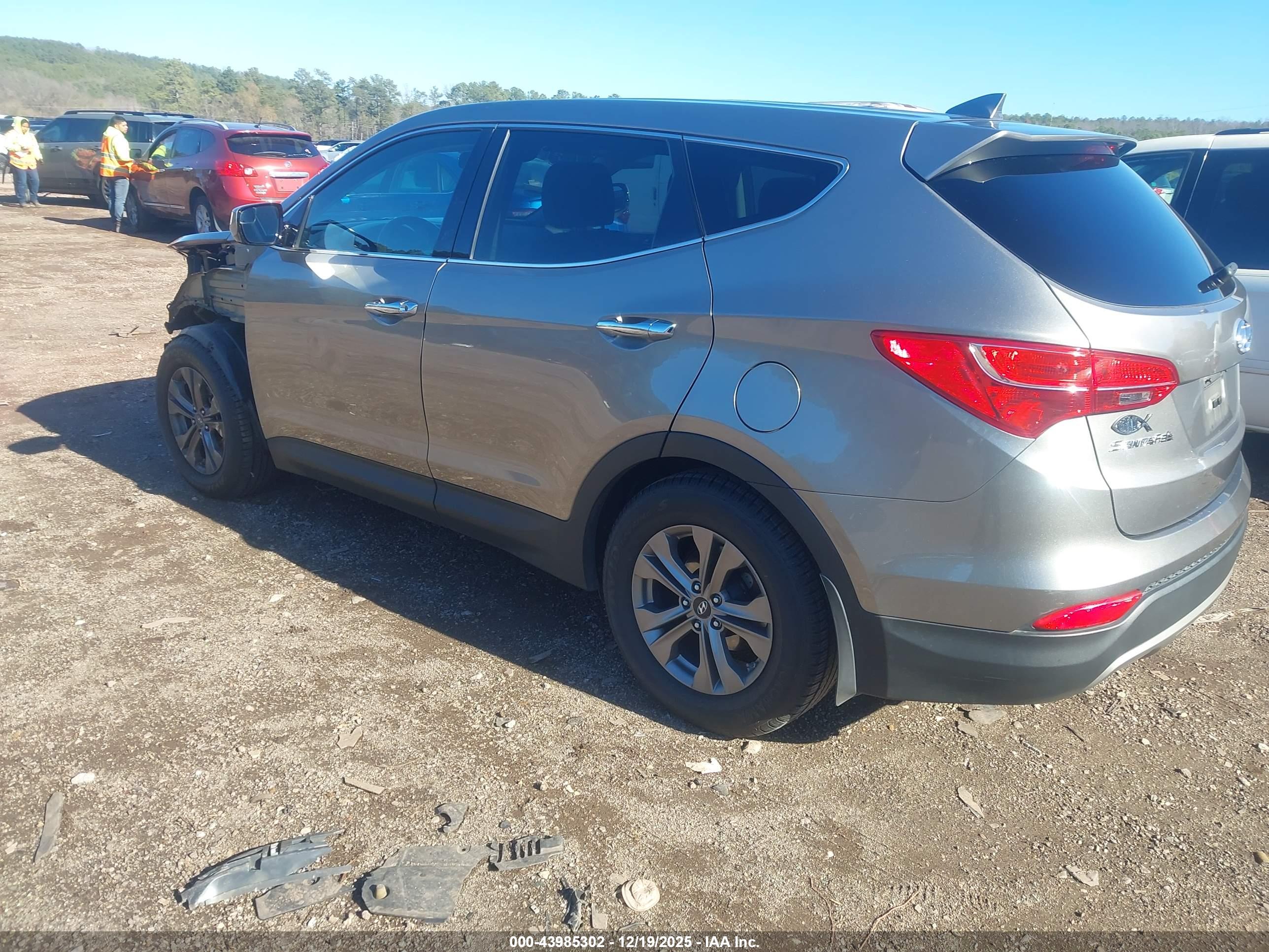 HYUNDAI SANTA image 3