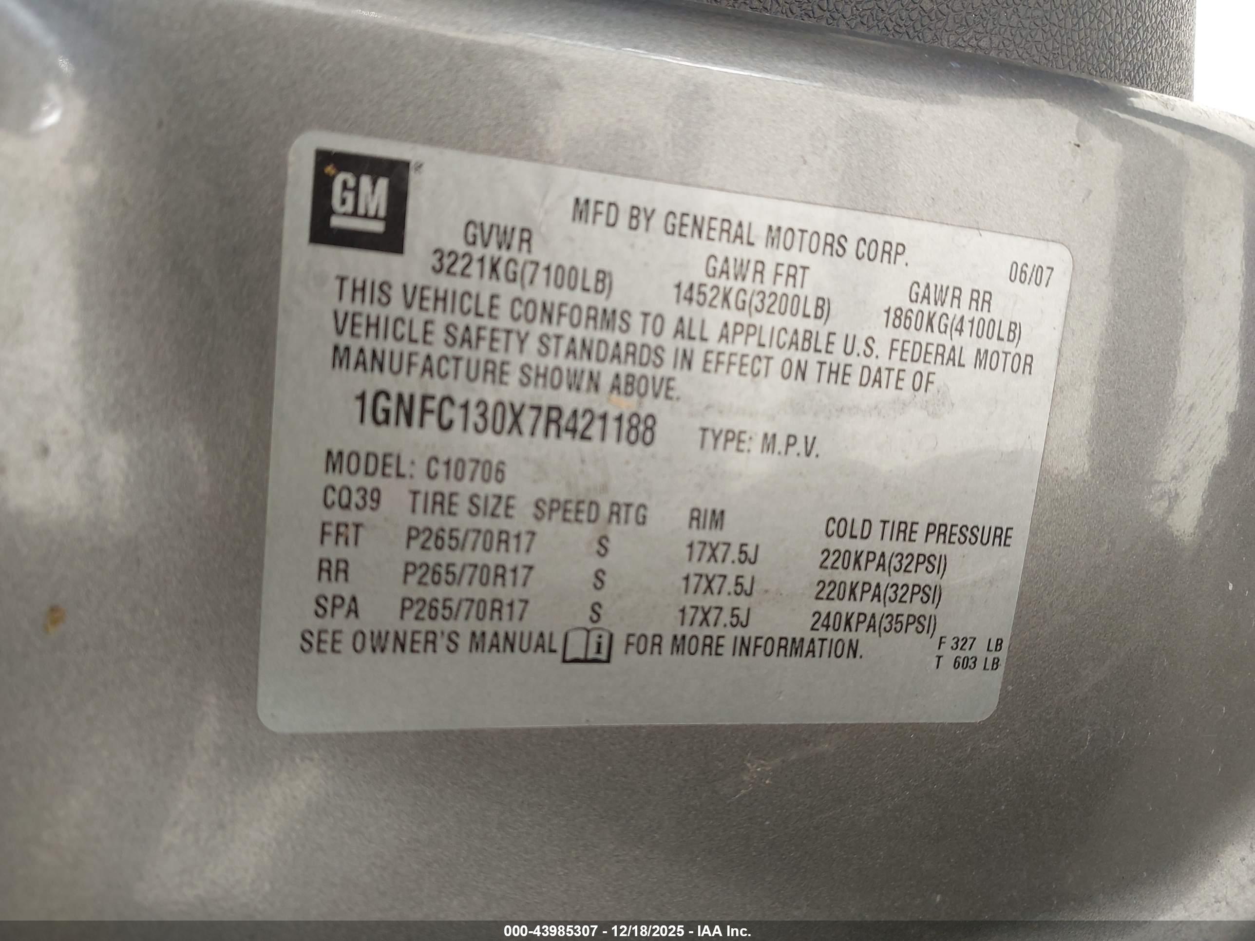 CHEVROLET TAHOE image 9