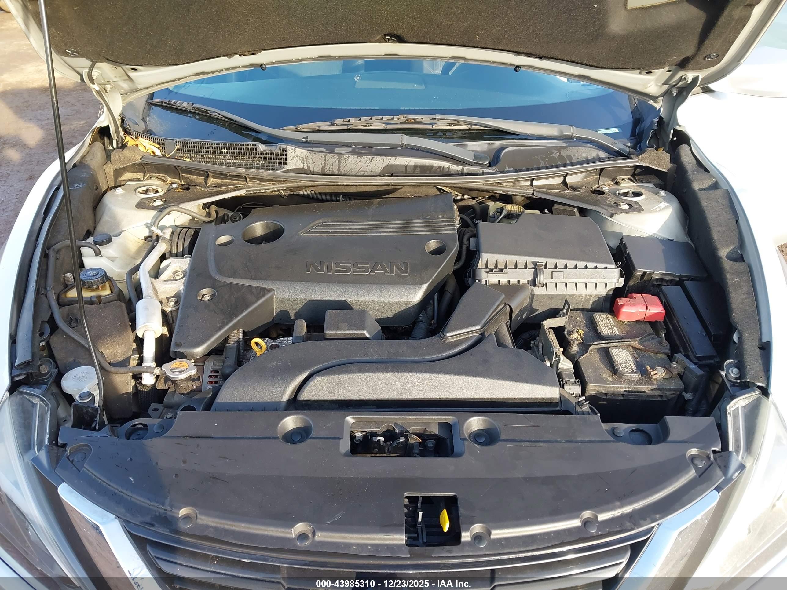 NISSAN ALTIMA image 10