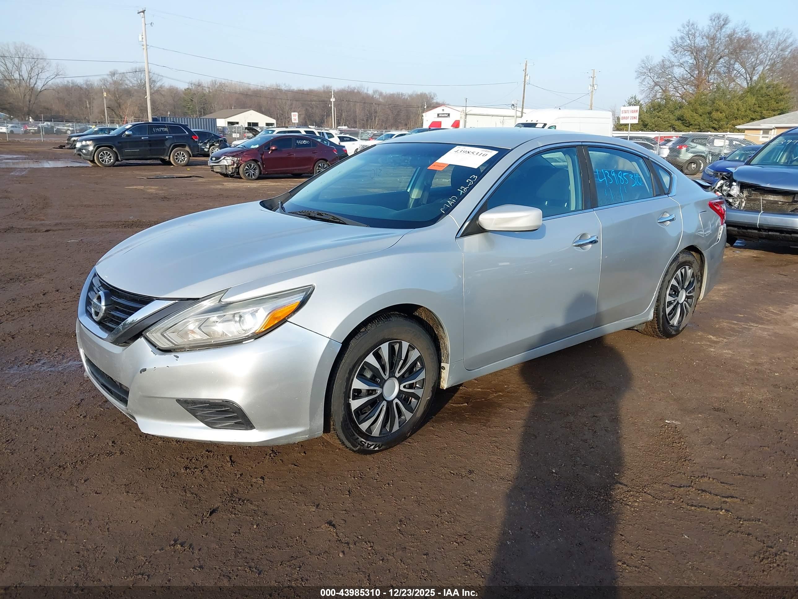 NISSAN ALTIMA image 2