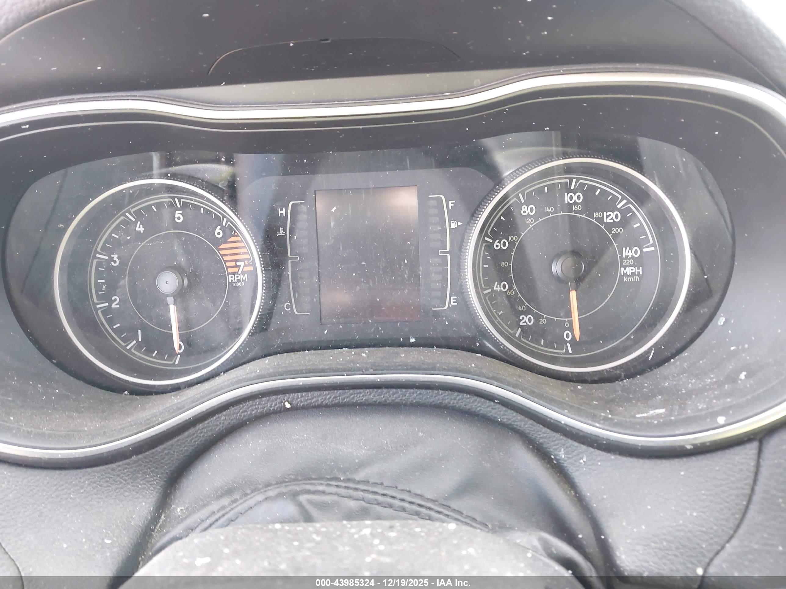 JEEP CHEROKEE image 7