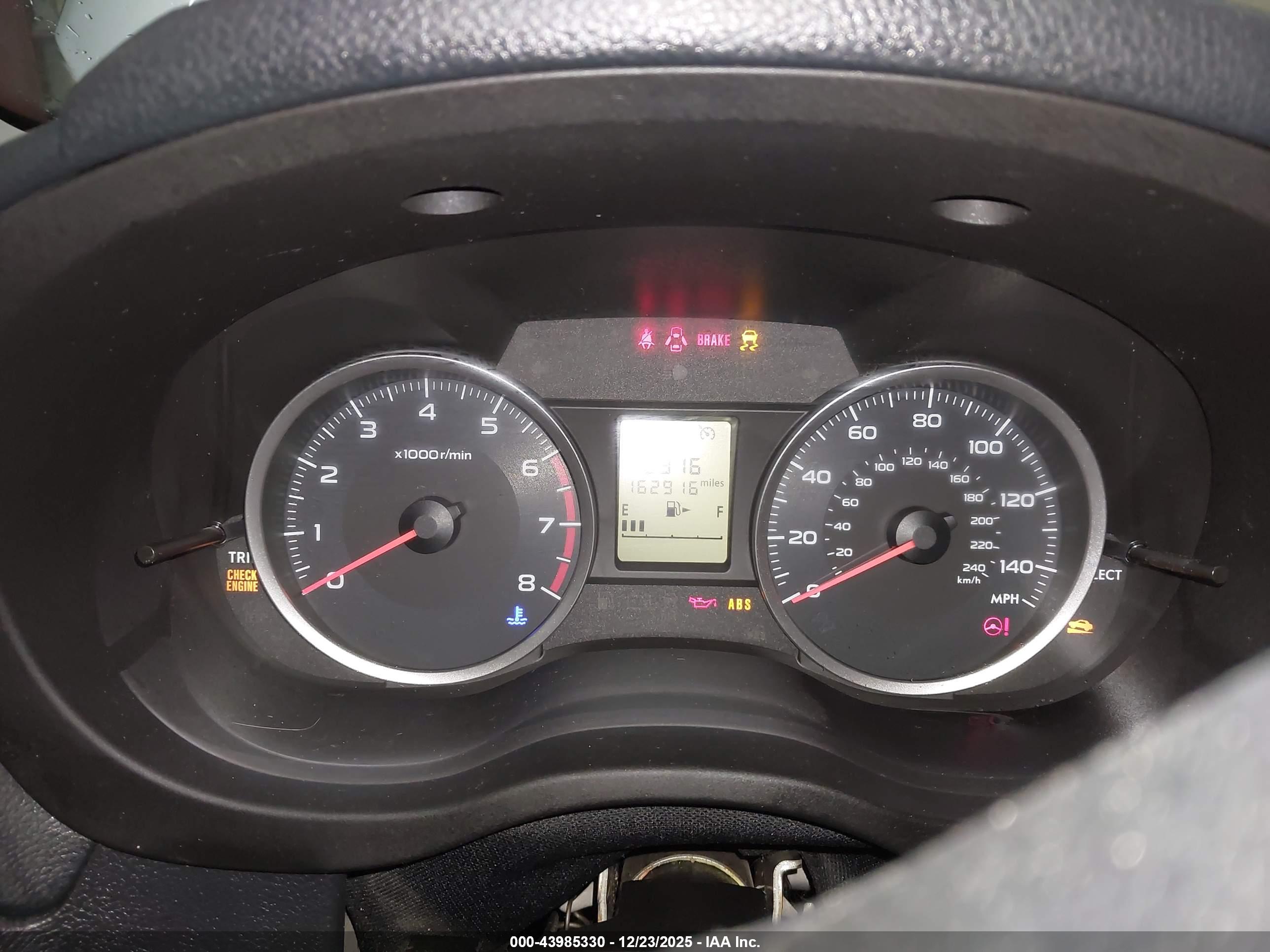 SUBARU FORESTER image 7