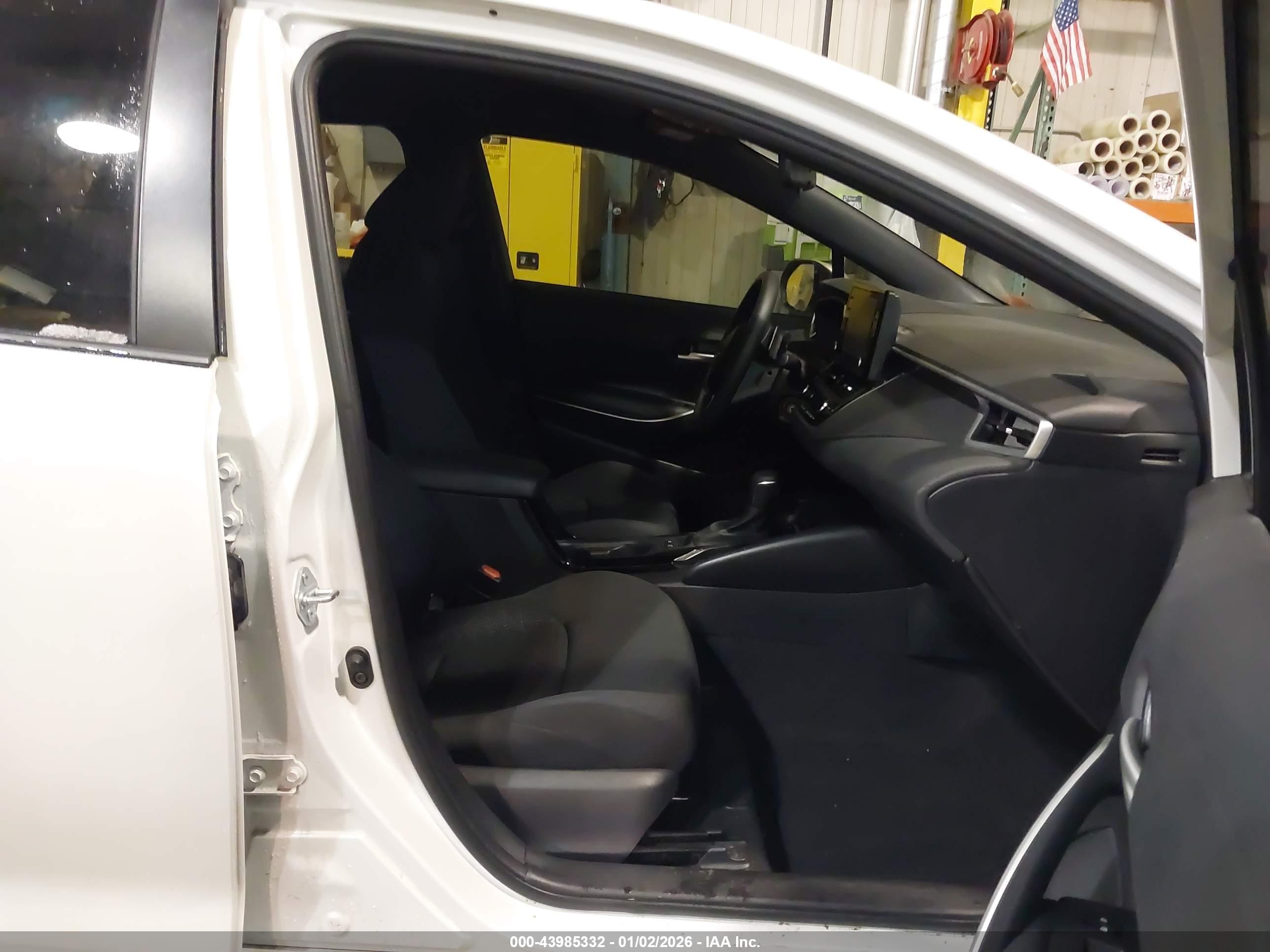TOYOTA COROLLA image 5