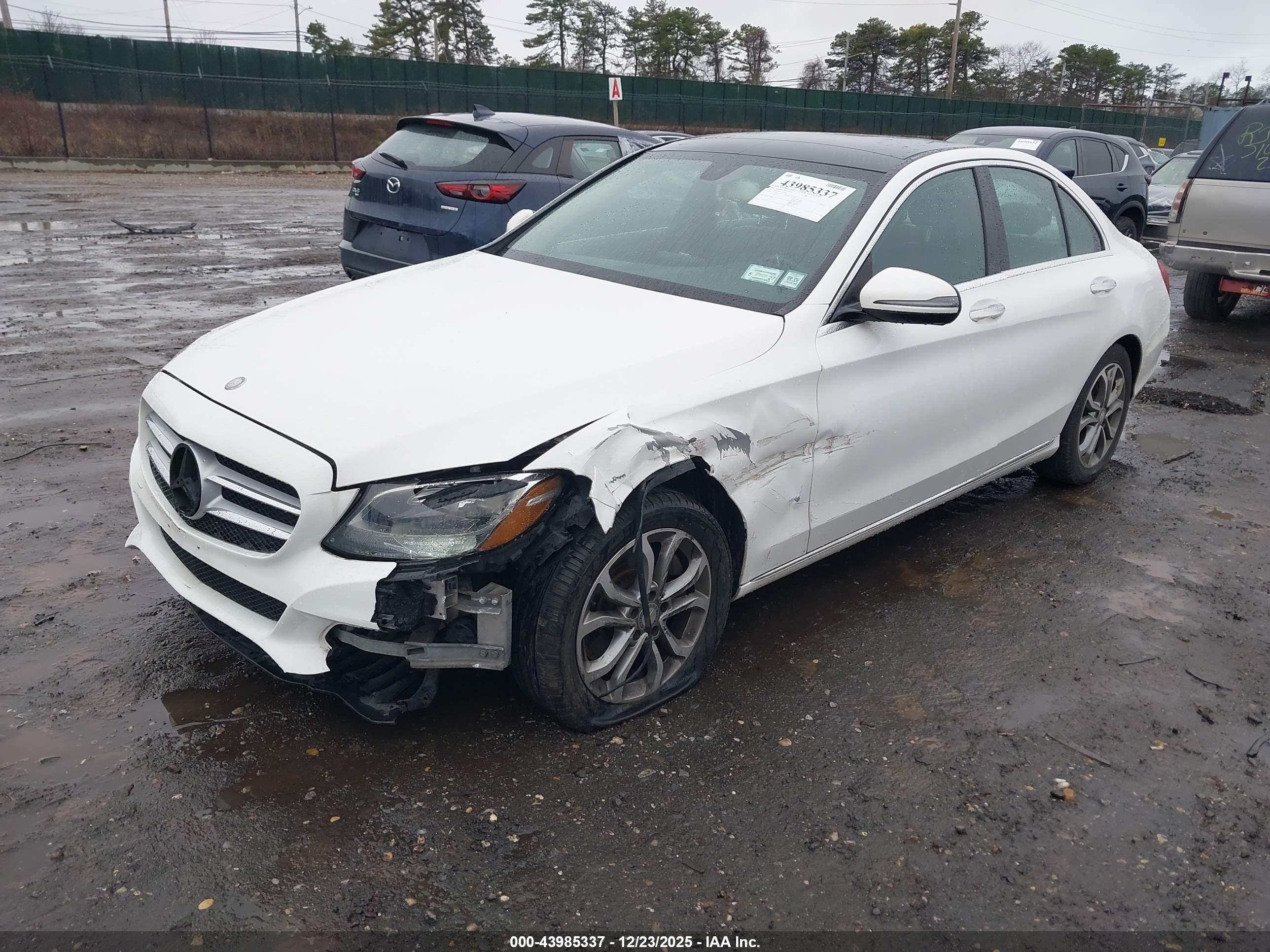 MERCEDES-BENZ C image 2