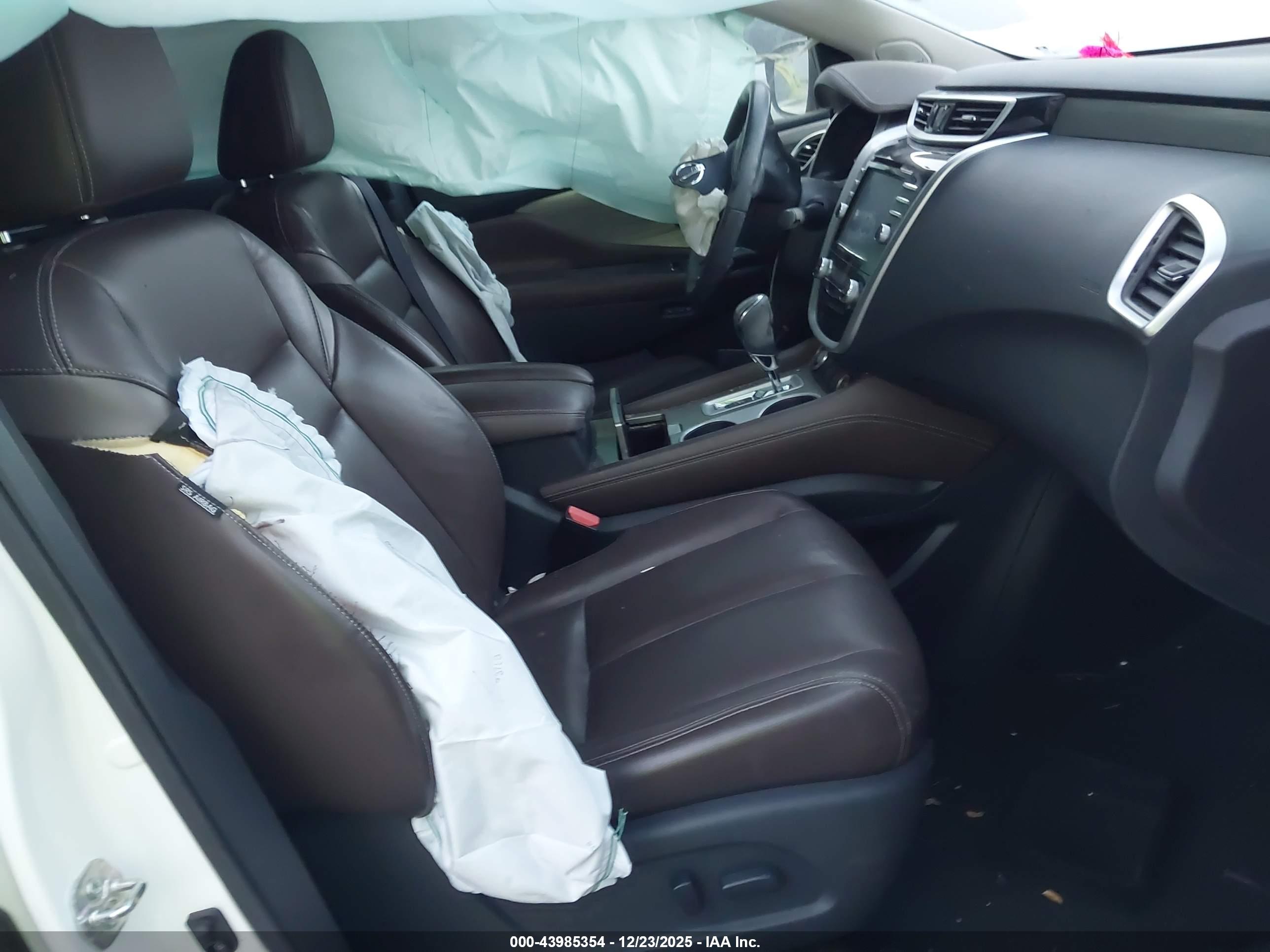 NISSAN MURANO image 5