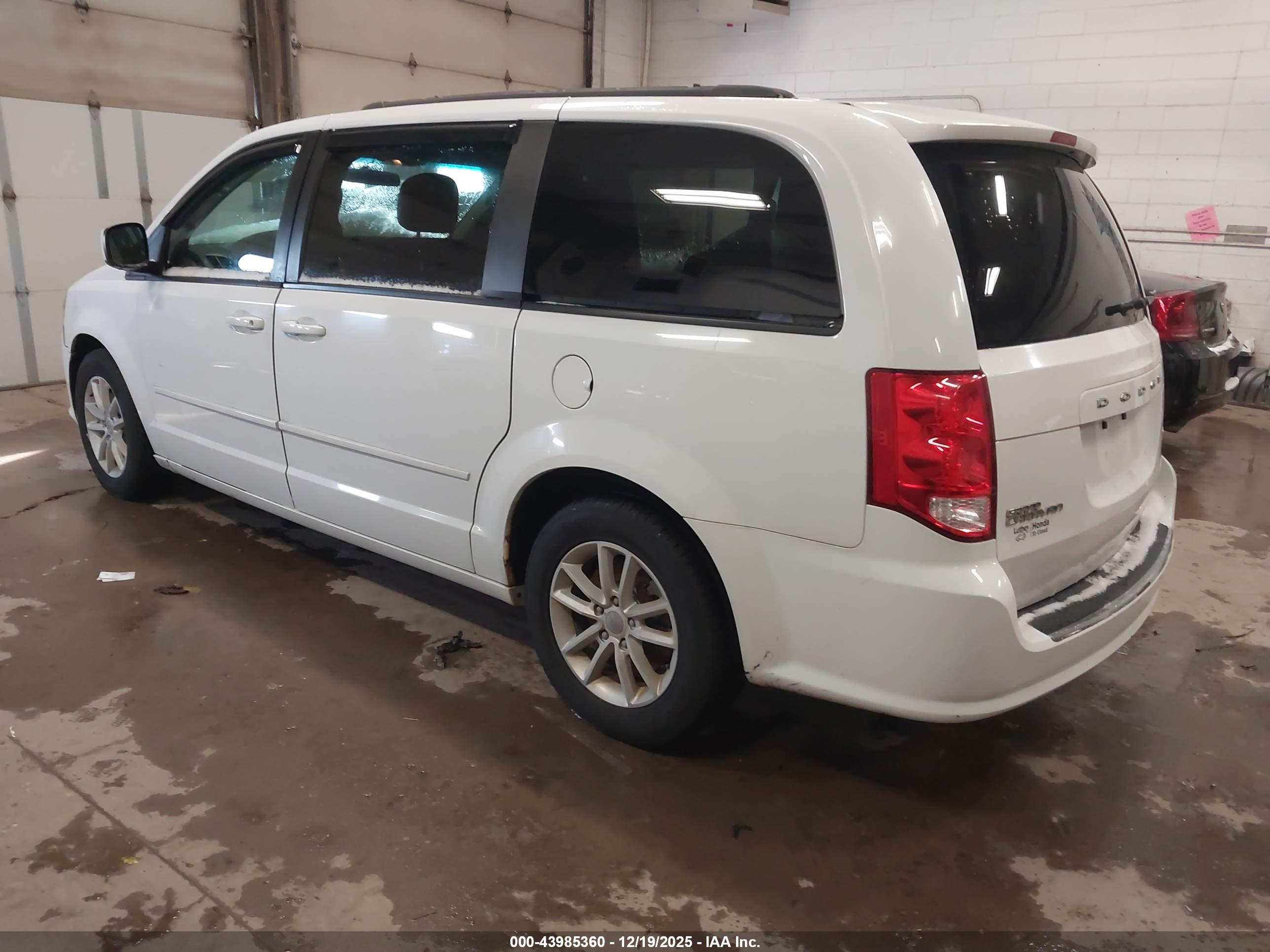 DODGE GRAND image 3