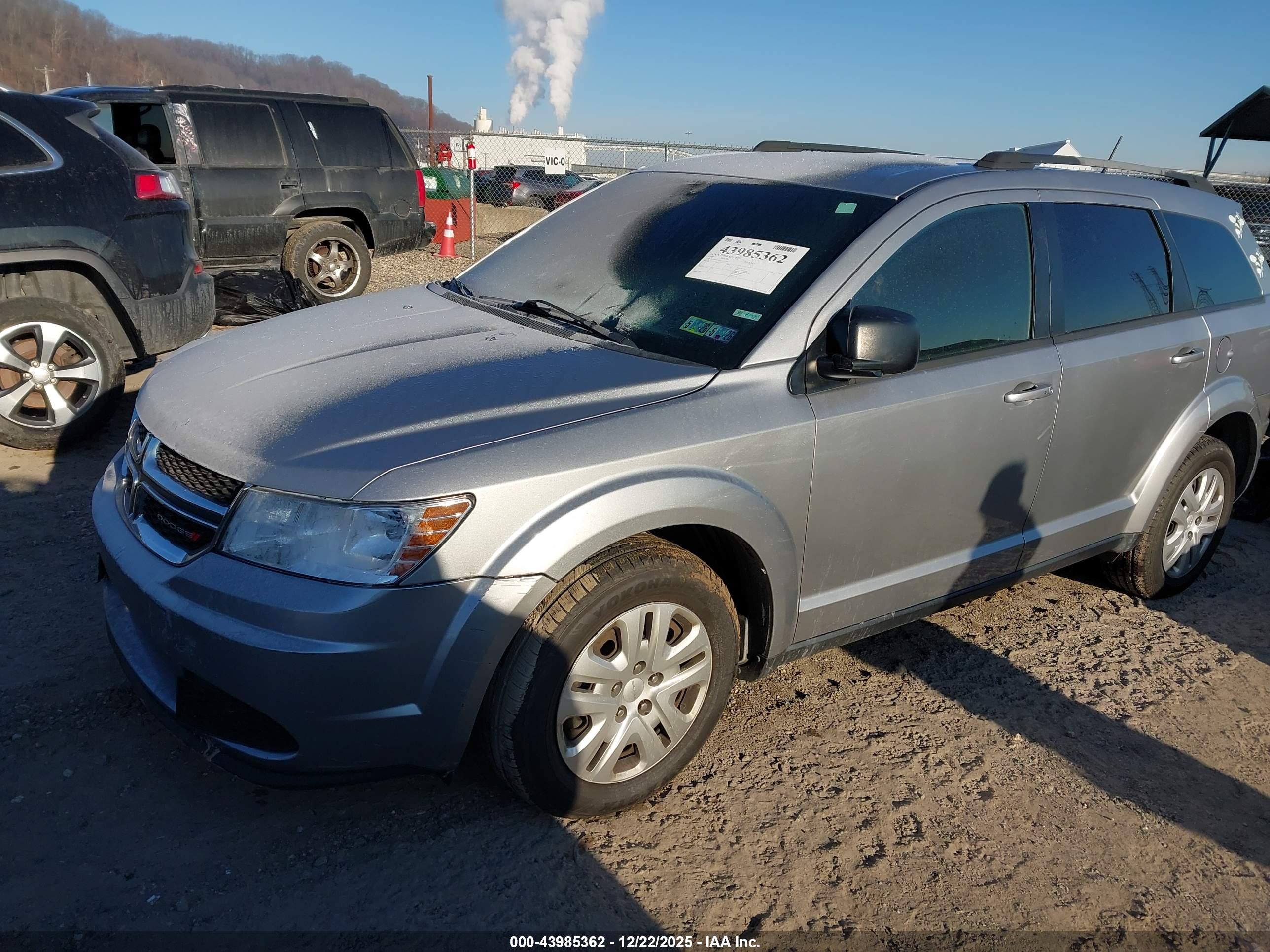 DODGE JOURNEY image 2
