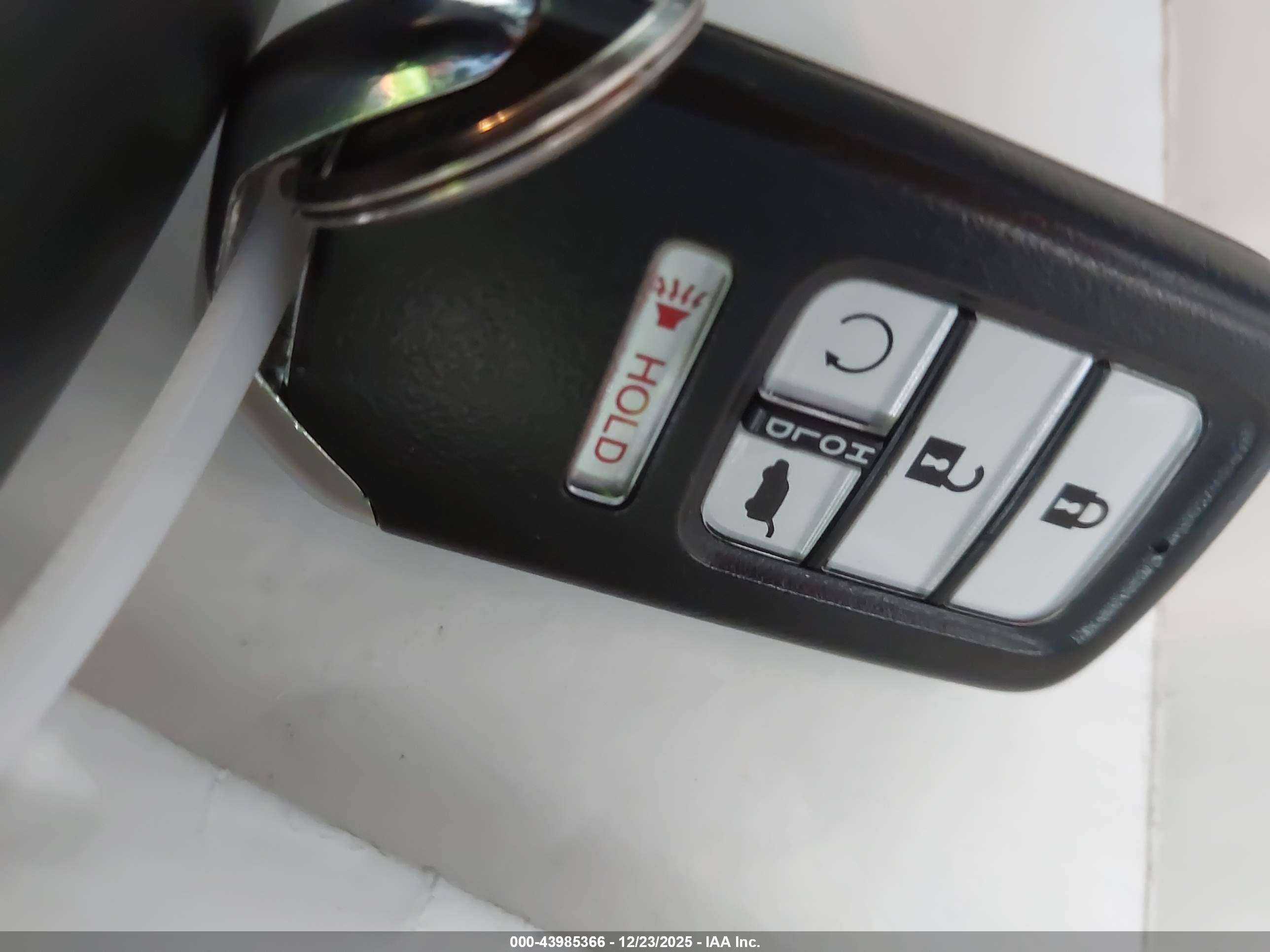 HONDA CR-V image 11