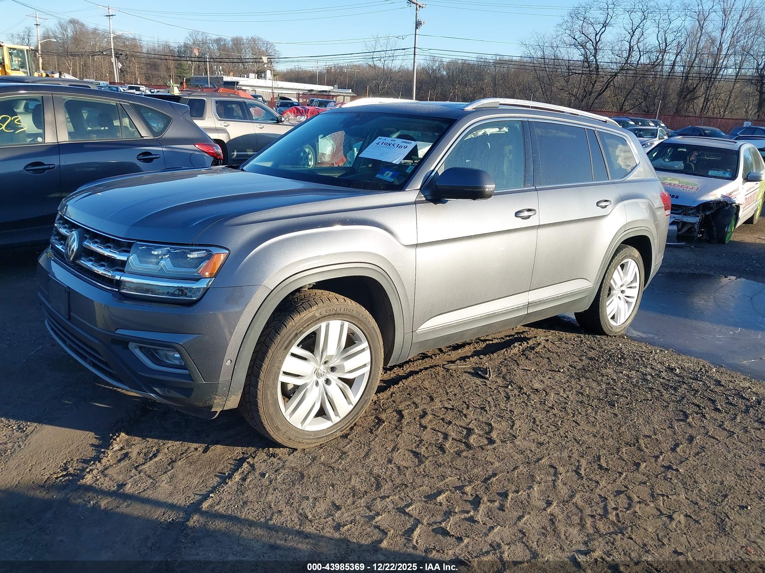 VOLKSWAGEN ATLAS image 2