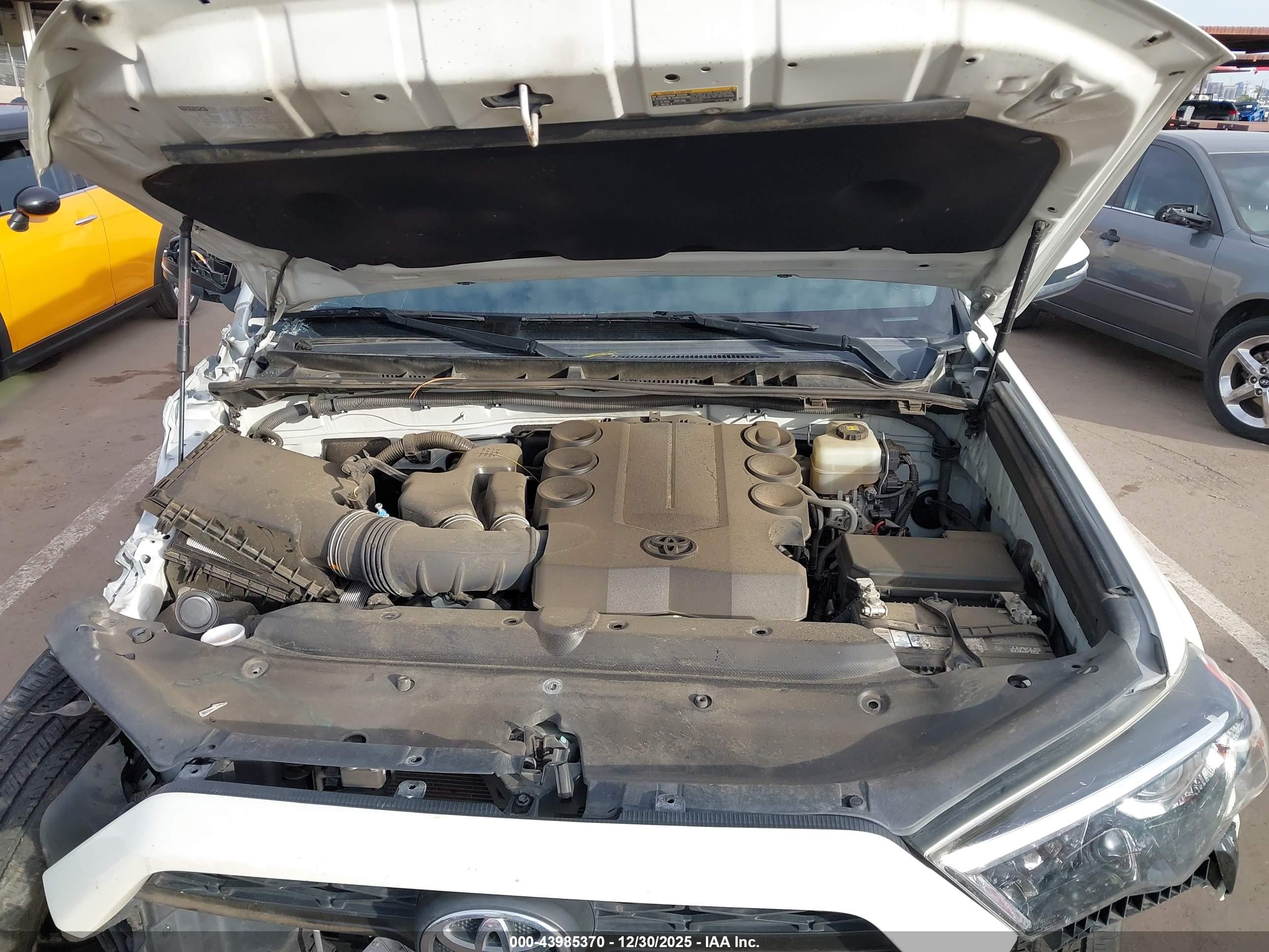 TOYOTA 4RUNNER image 10