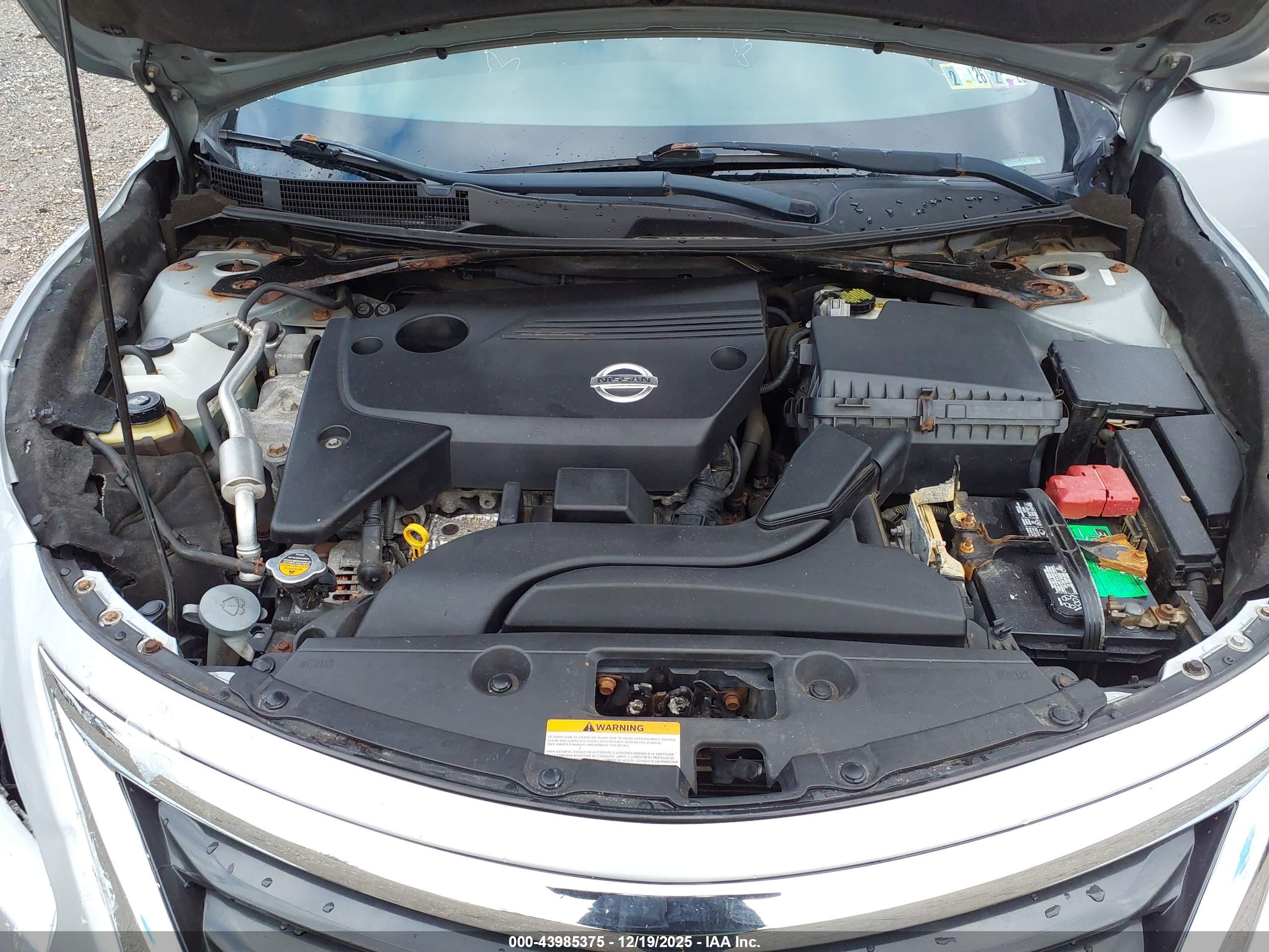 NISSAN ALTIMA image 10