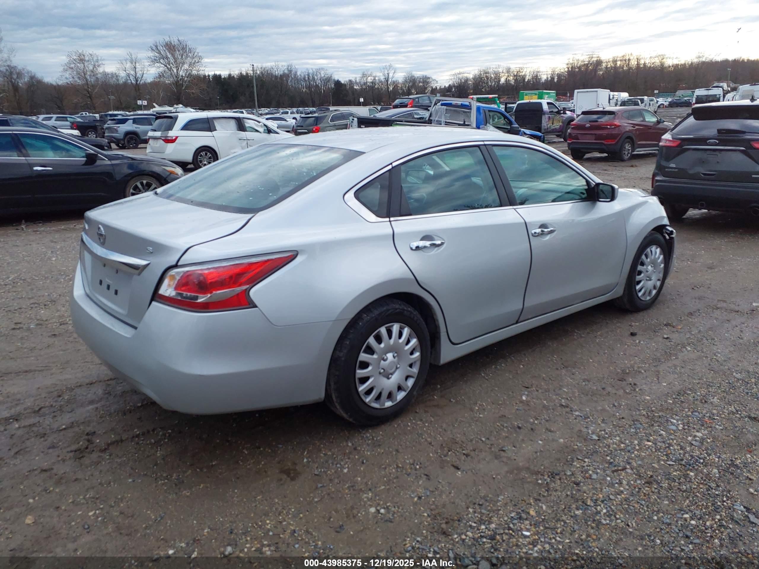 NISSAN ALTIMA image 4