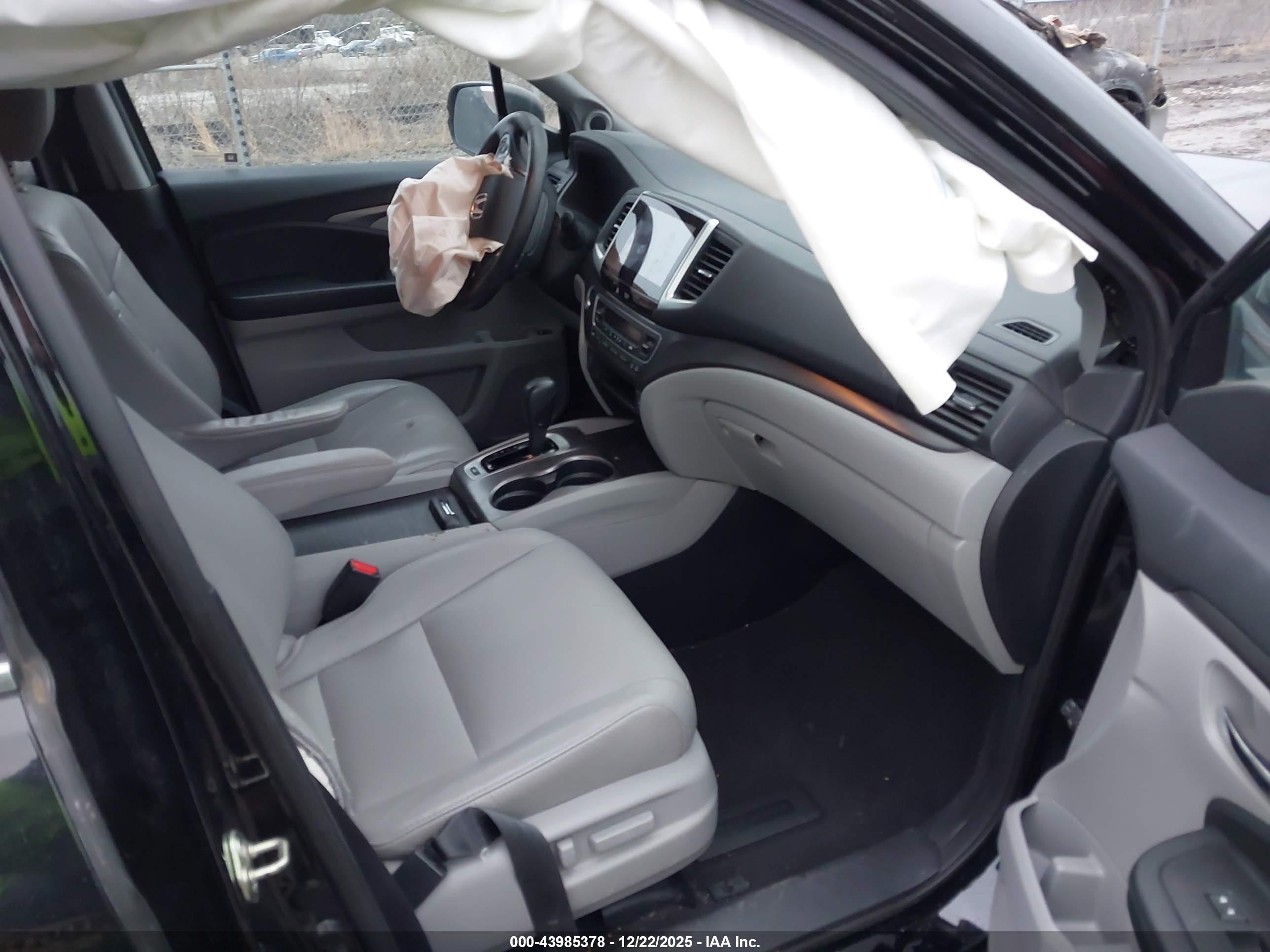 HONDA PILOT image 5