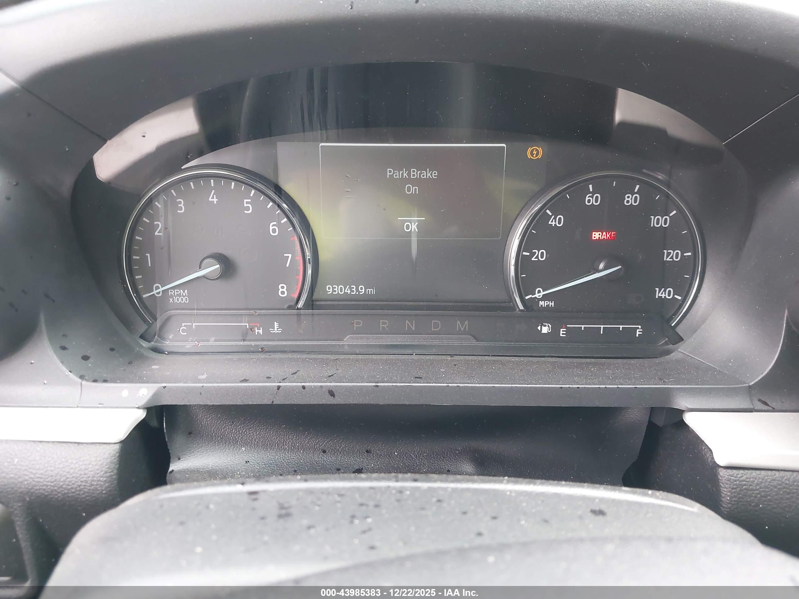 FORD EXPLORER image 7