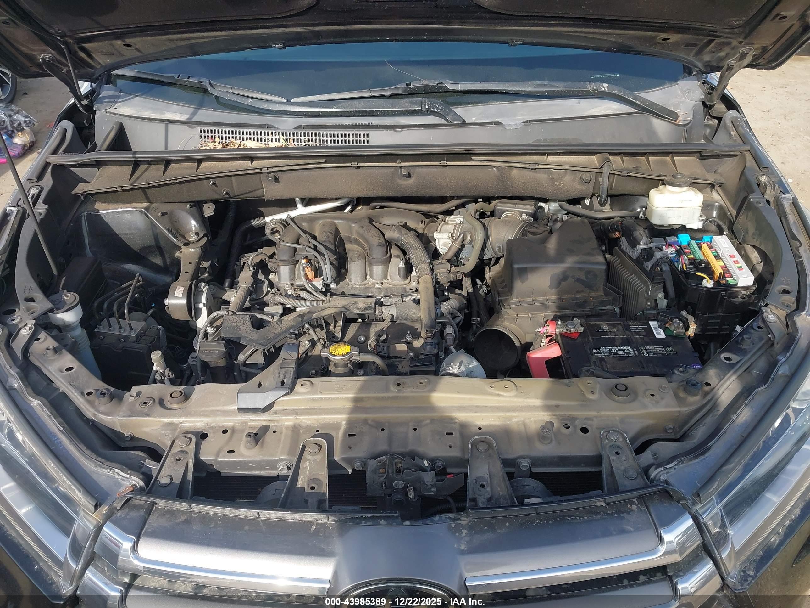 TOYOTA HIGHLANDER image 10