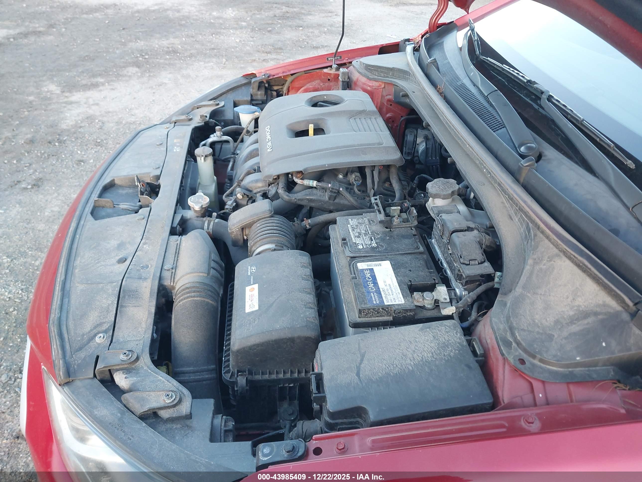 HYUNDAI ELANTRA image 10
