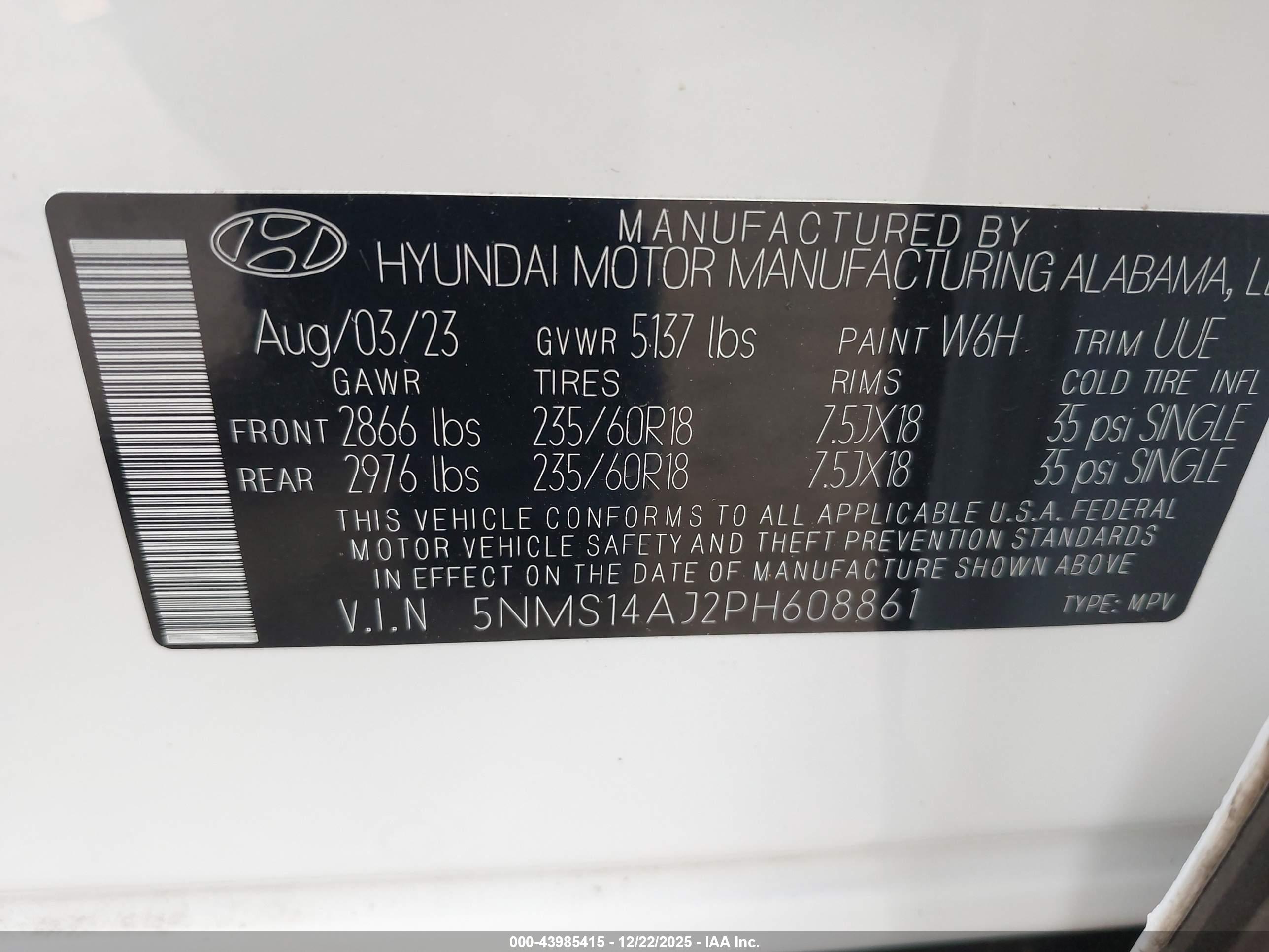 HYUNDAI SANTA image 9