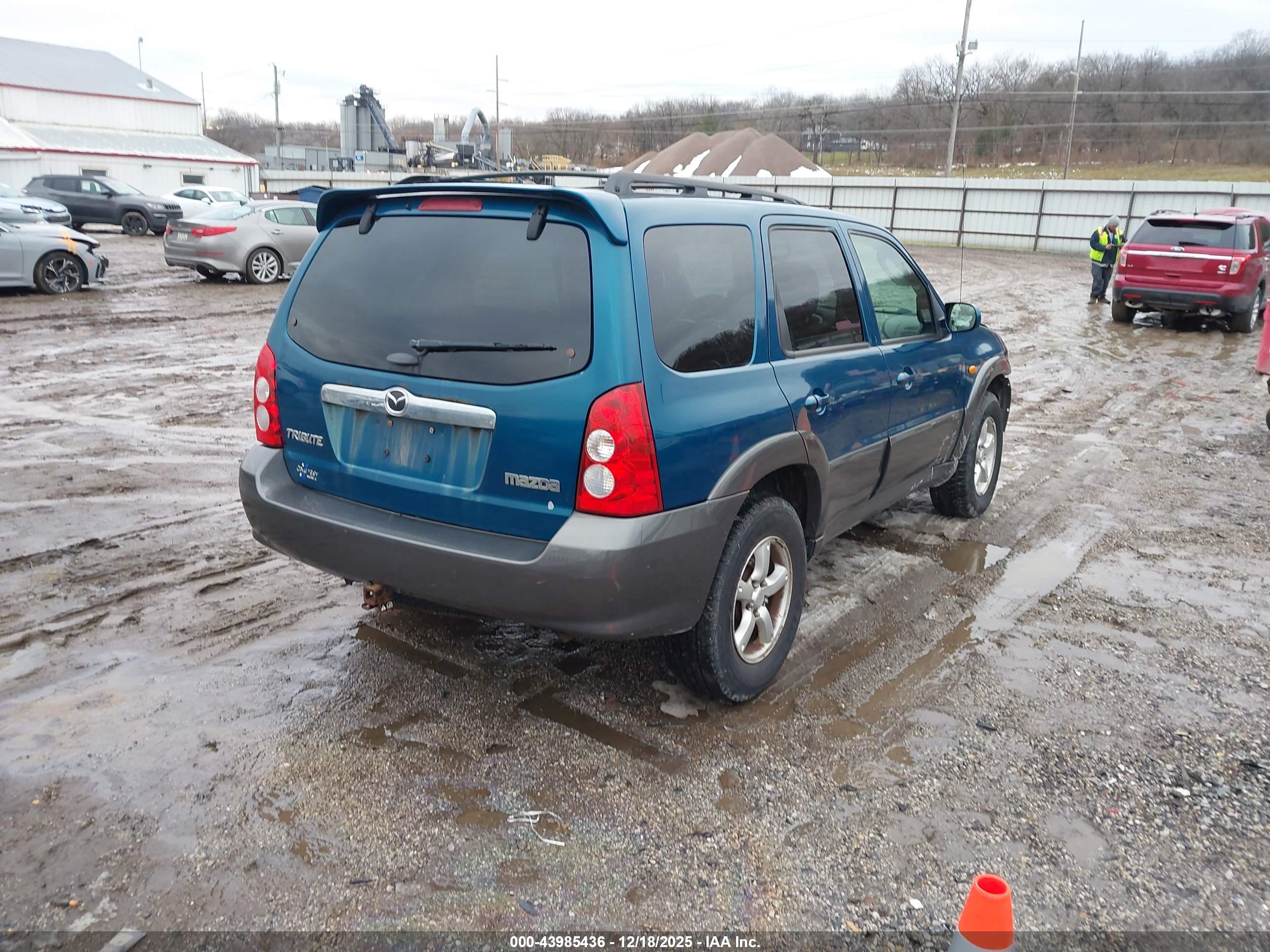 MAZDA TRIBUTE image 4