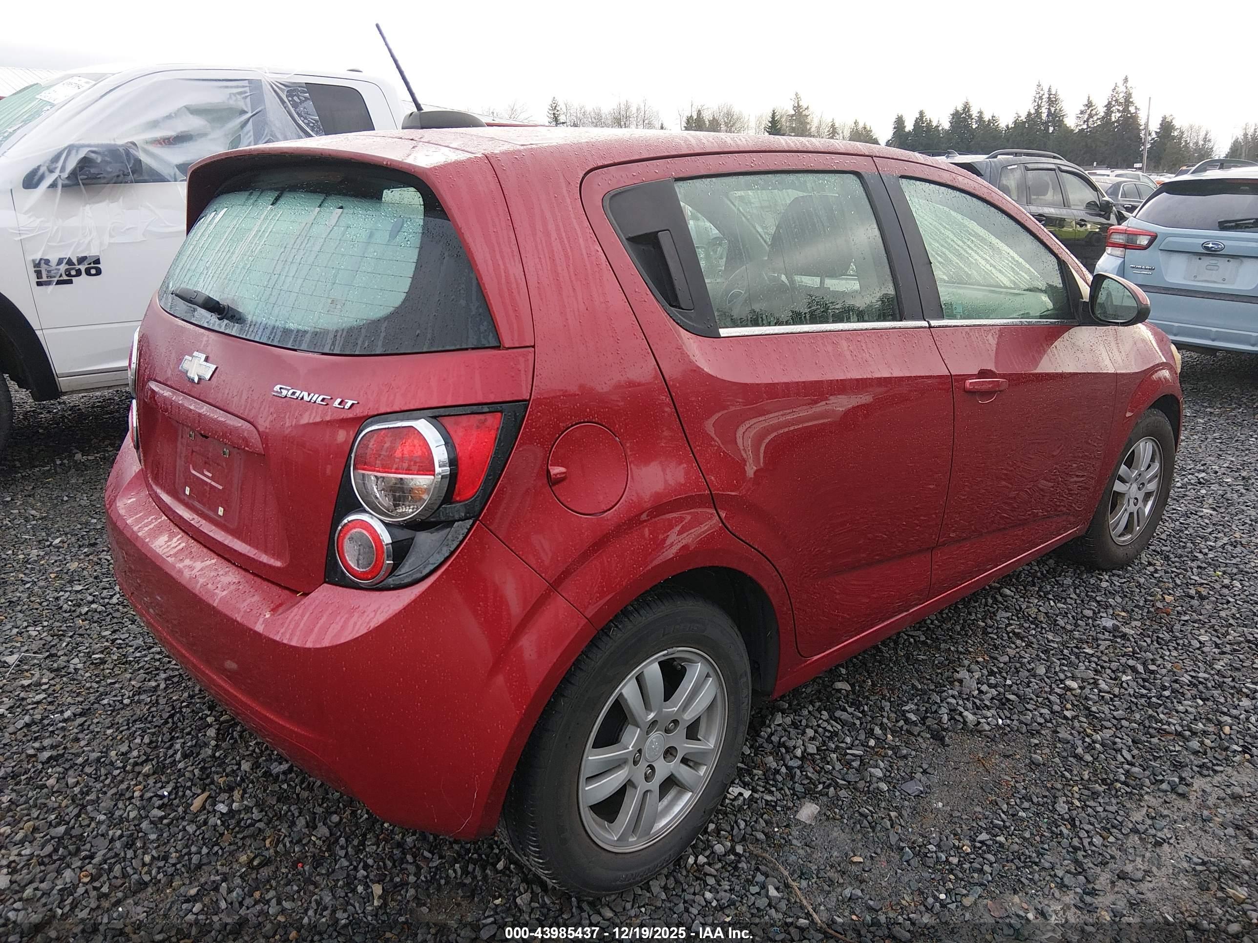 CHEVROLET SONIC image 4
